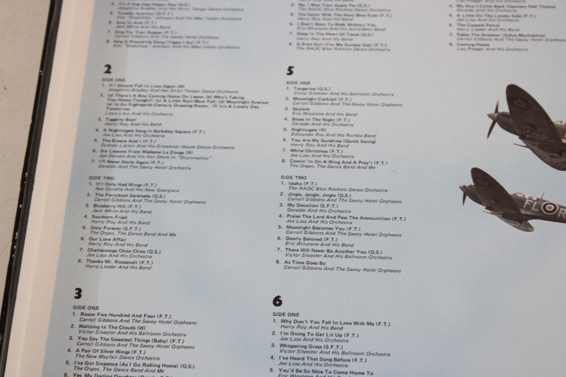 Hits of World War II vinylplaat – foto 5 – kavel bij GSD Auctions, Zoeterwoude