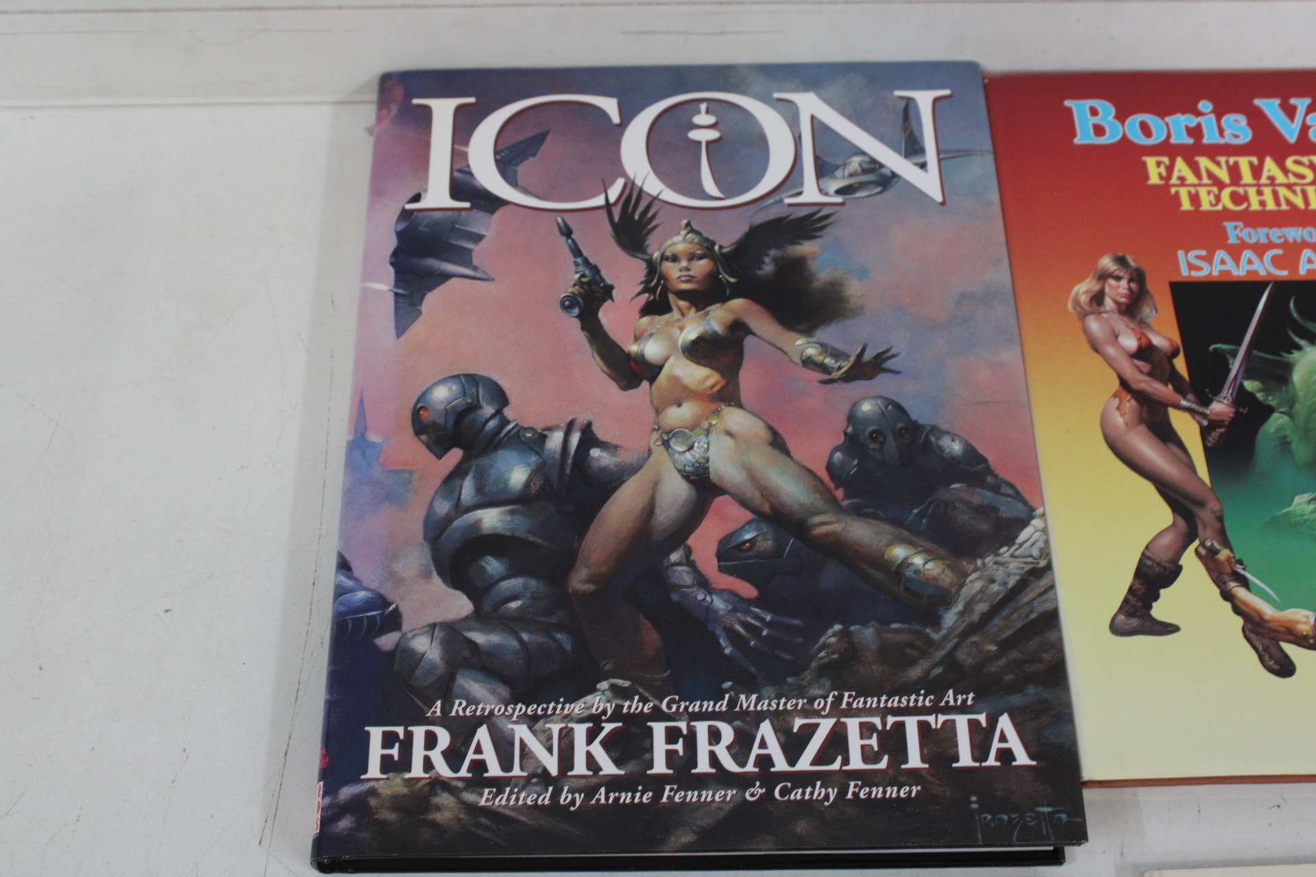 Boeken over Frank Frazetta en Boris Vallejo Fantasy Art – foto 2 – kavel bij GSD Auctions, Zoeterwoude