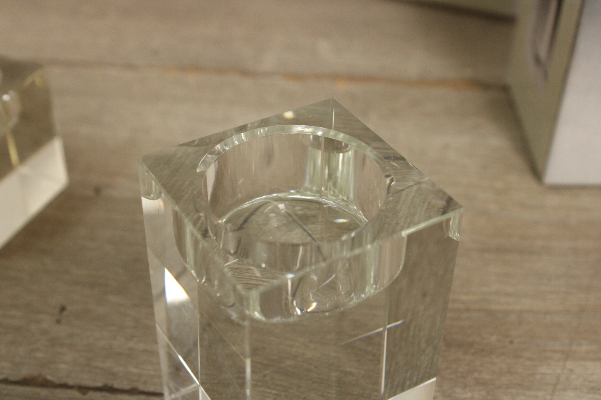 Kristallen waxinelichthouders 6 en 12 cm hoog – foto 5 – kavel bij GSD Auctions, Zoeterwoude