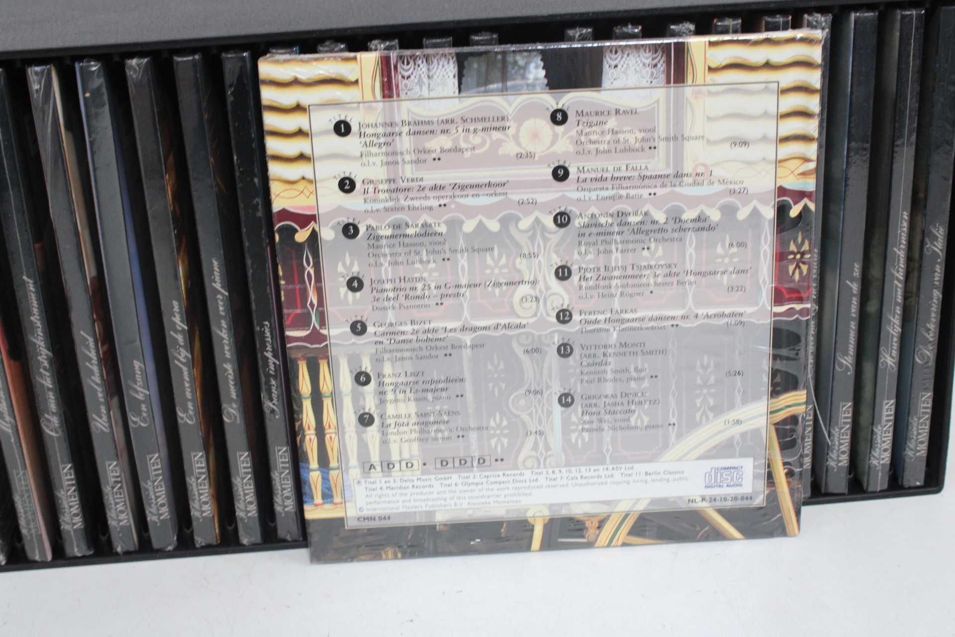 Collectie cd's Der Kleine Momenten in opbergdoos – foto 8 – kavel bij GSD Auctions, Zoeterwoude