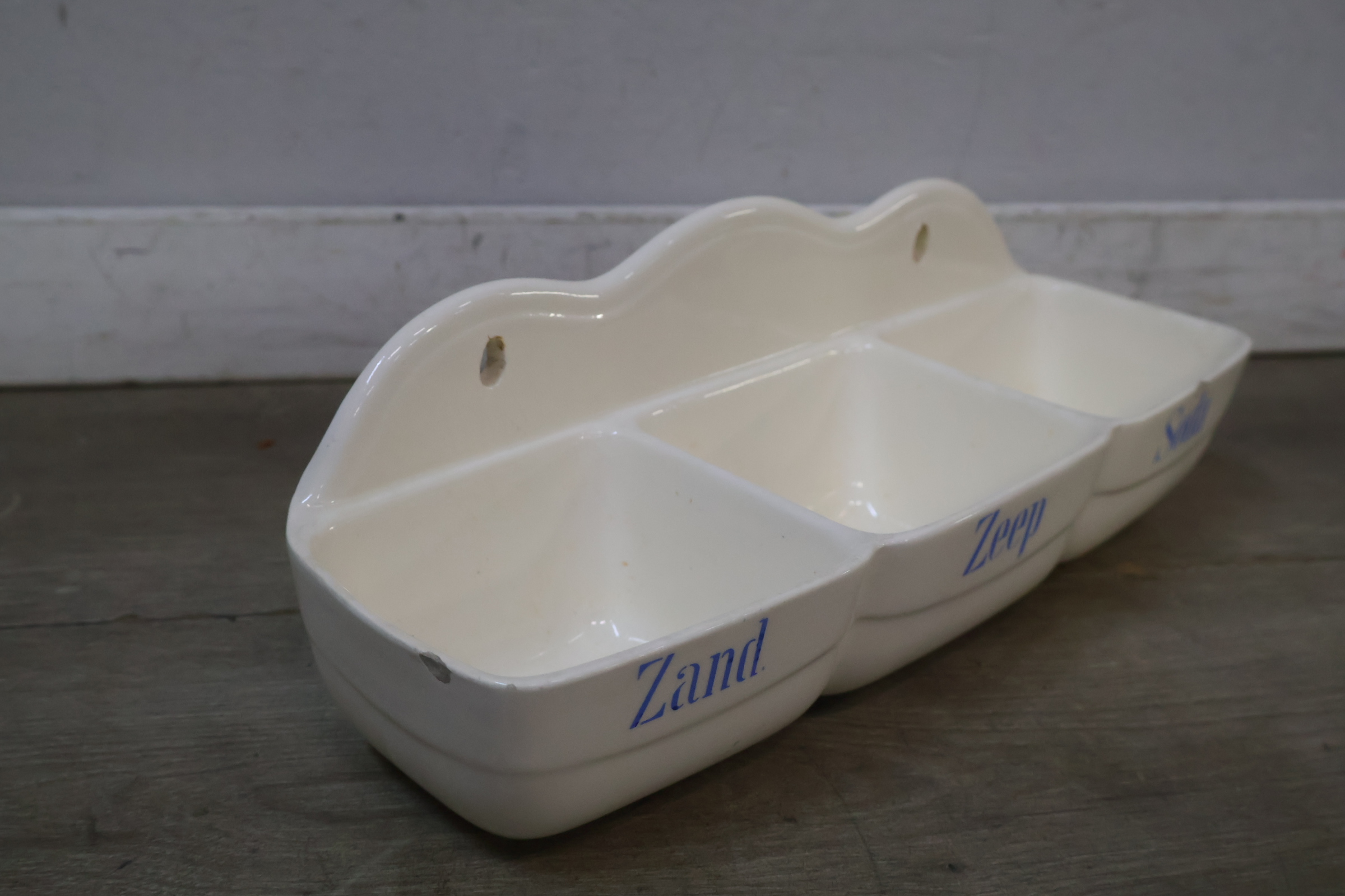 Wanddecoratie vaatdoos Zand Zeep Soda – foto 4 – kavel bij GSD Auctions, Zoeterwoude