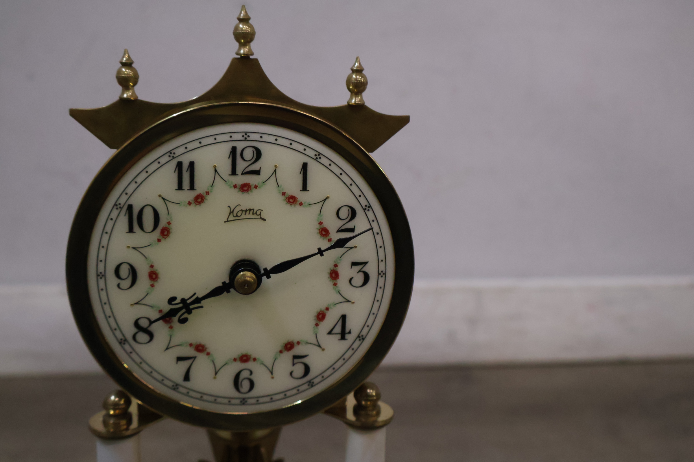 Koma pendule klok onder glazen stolp – foto 7 – kavel bij GSD Auctions, Zoeterwoude