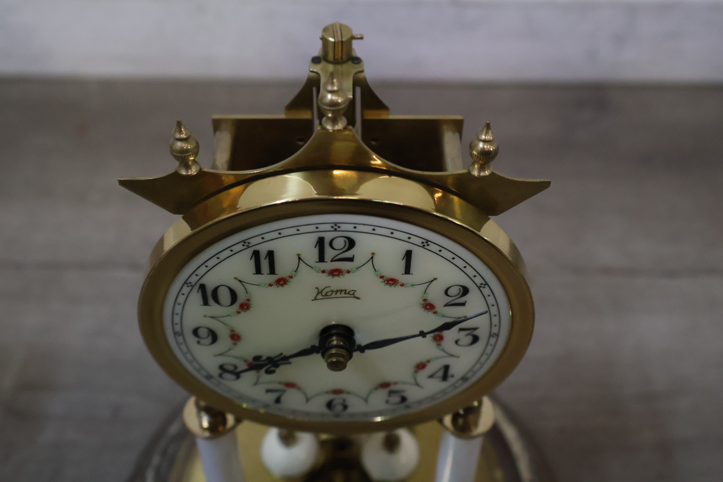 Koma pendule klok onder glazen stolp – foto 8 – kavel bij GSD Auctions, Zoeterwoude