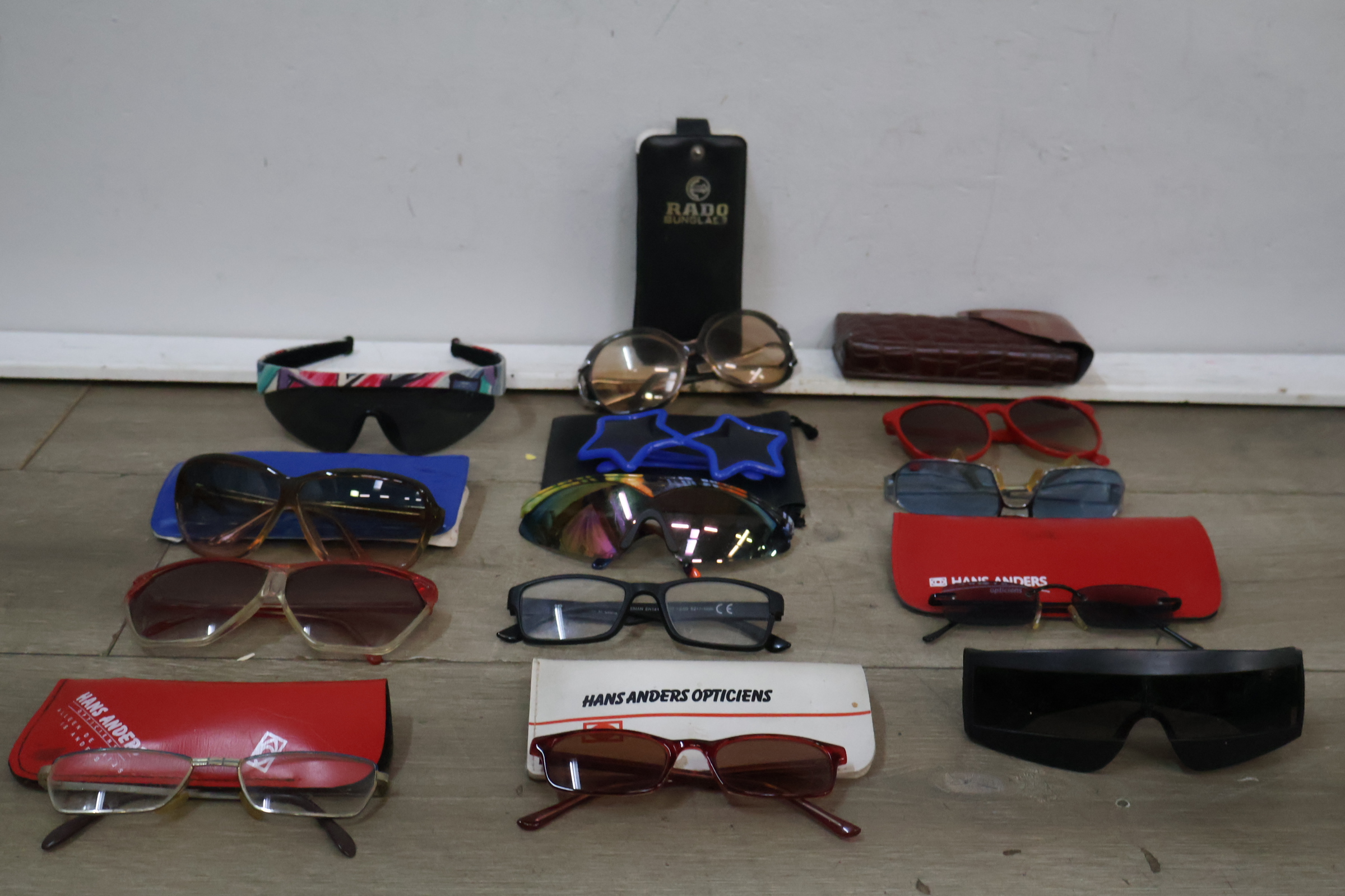 Collectie diverse brillen en zonnebrillen – foto 3 – kavel bij GSD Auctions, Zoeterwoude