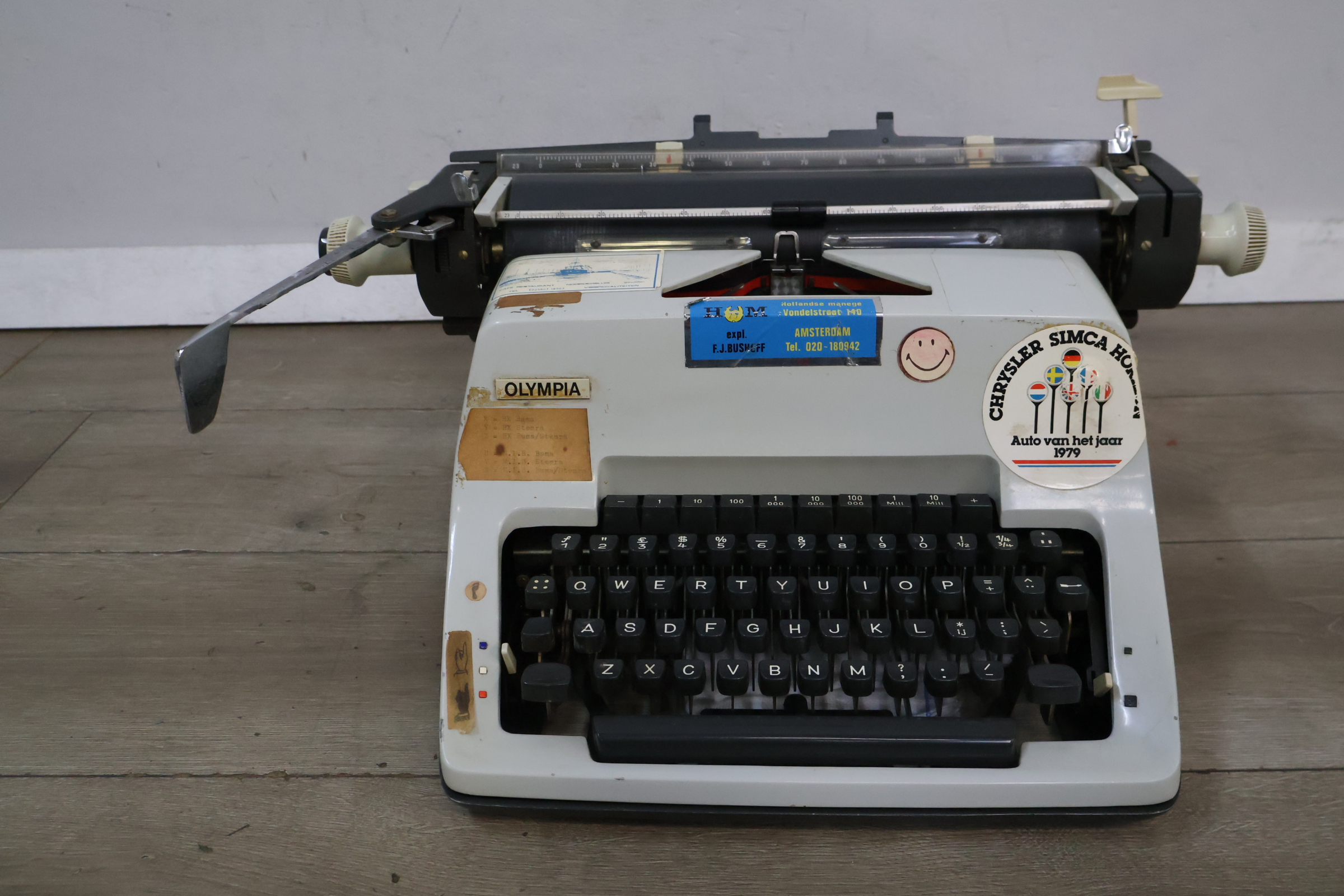 Olympia typemachine – foto 4 – kavel bij GSD Auctions, Zoeterwoude