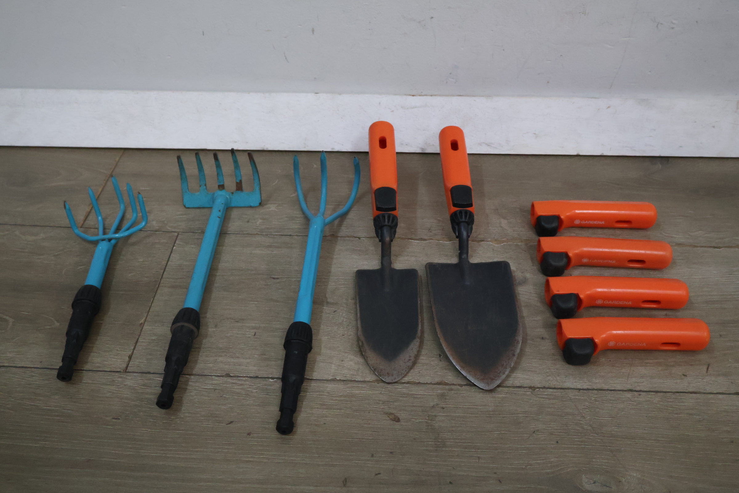 Gardena tuinset met handgereedschap – foto 4 – kavel bij GSD Auctions, Zoeterwoude