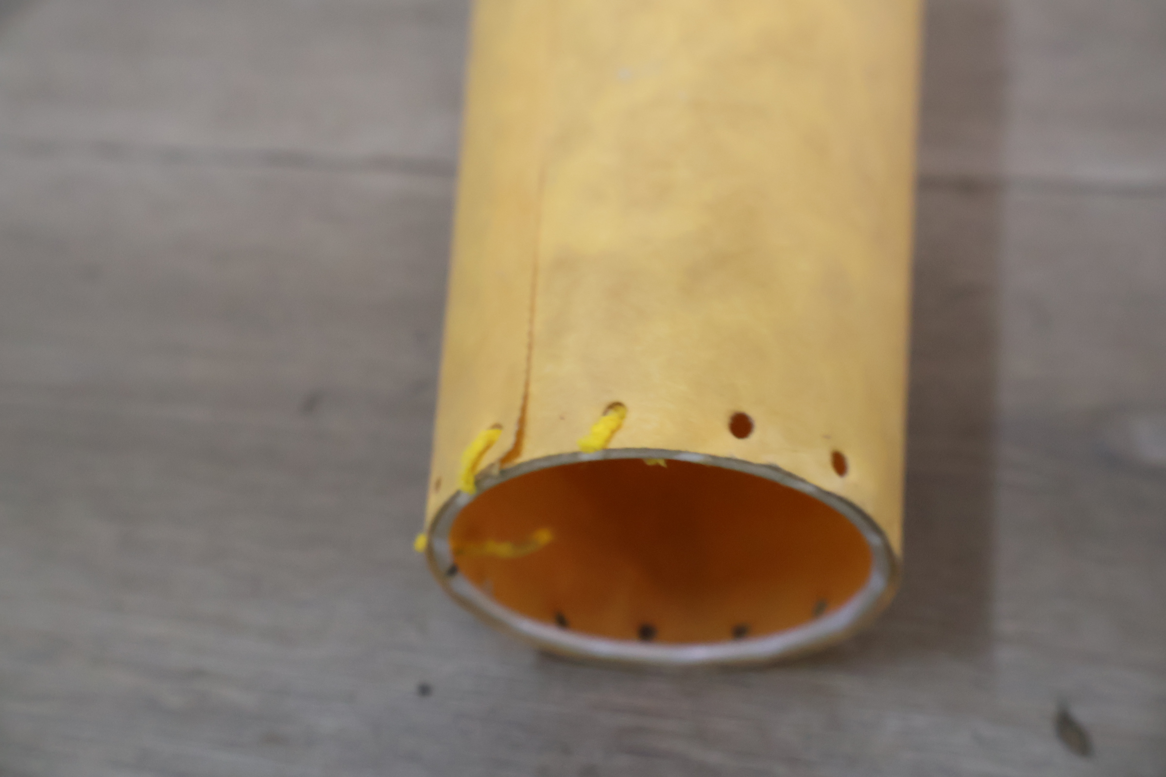 Oranje design vloerlamp conisch model – foto 10 – kavel bij GSD Auctions, Zoeterwoude