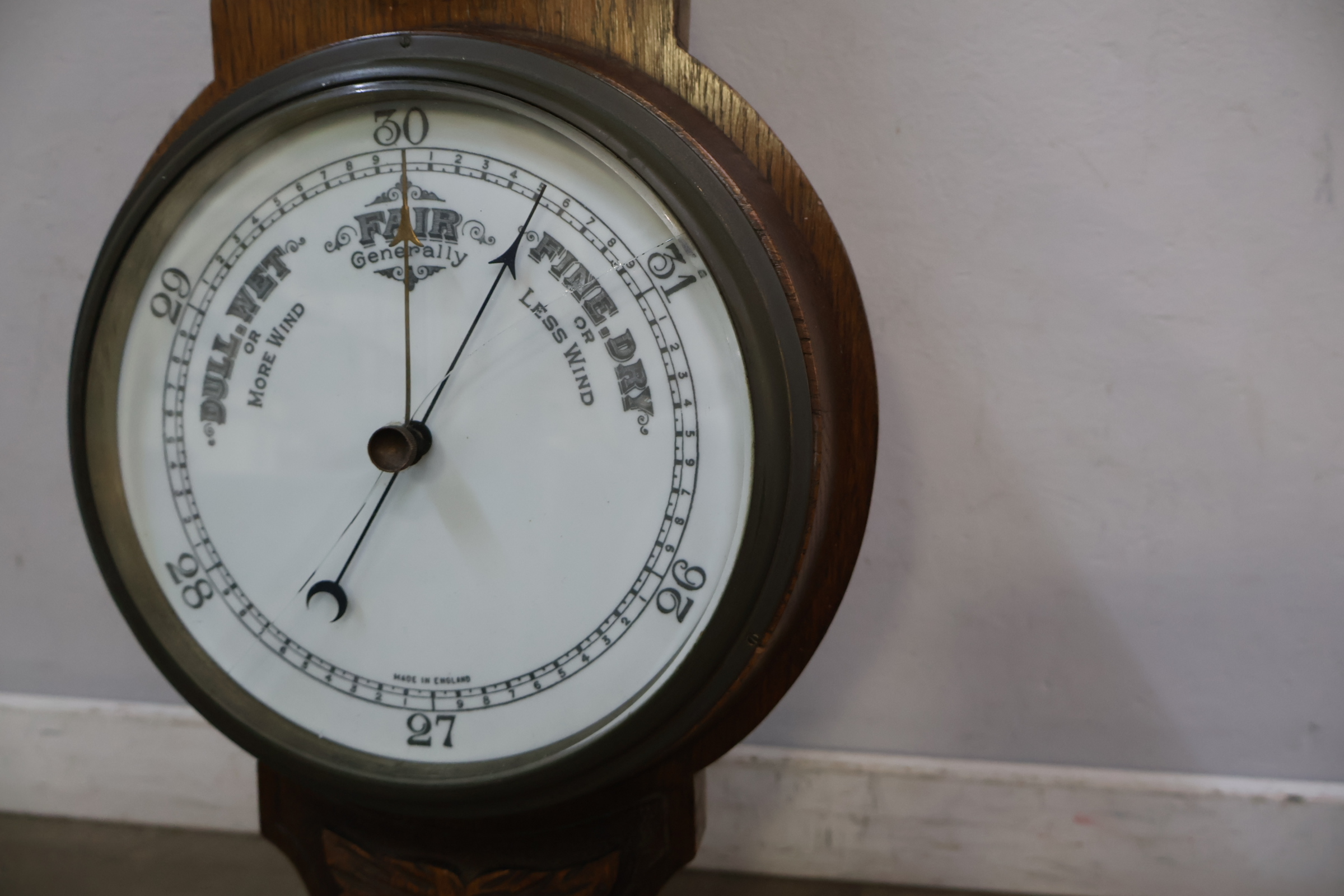 Barometer met thermometer in houten lijst – foto 8 – kavel bij GSD Auctions, Zoeterwoude