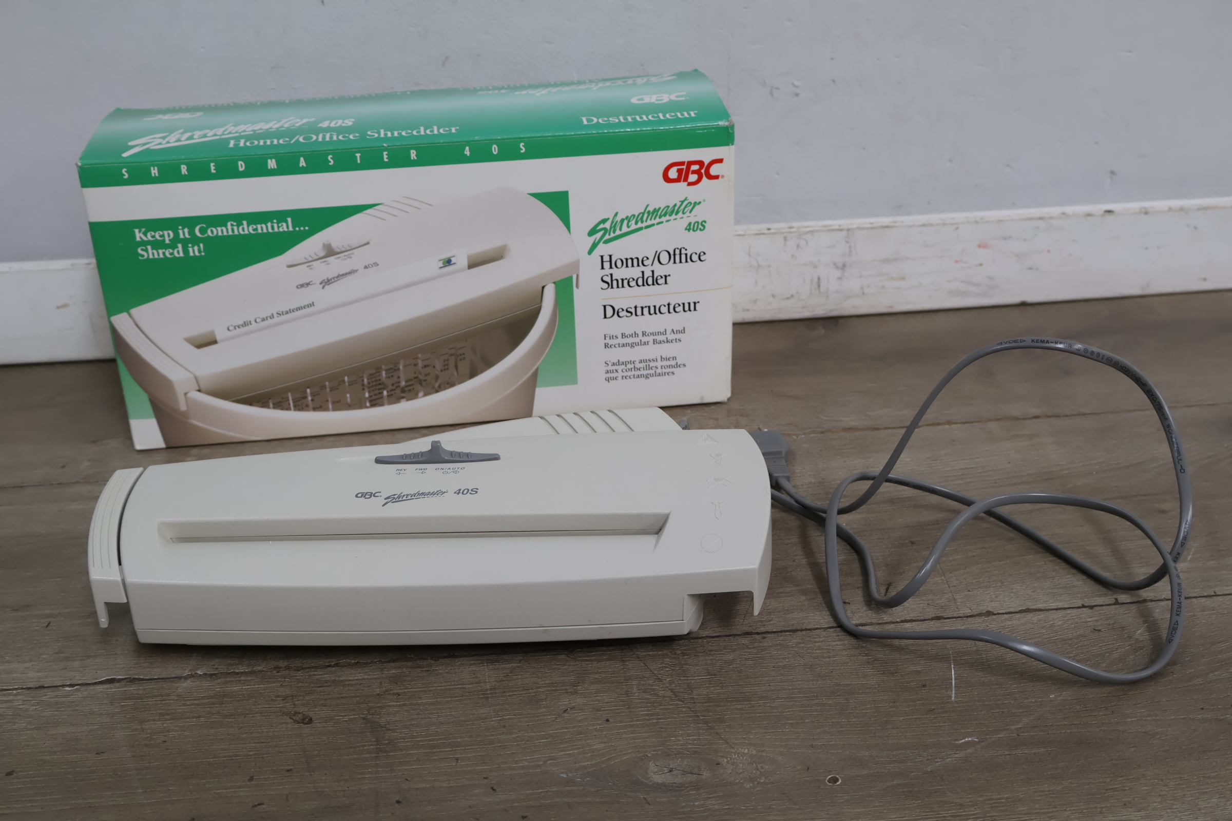 GBC Shredmaster 40S Home/Office Papiervernietiger – foto 3 – kavel bij GSD Auctions, Zoeterwoude
