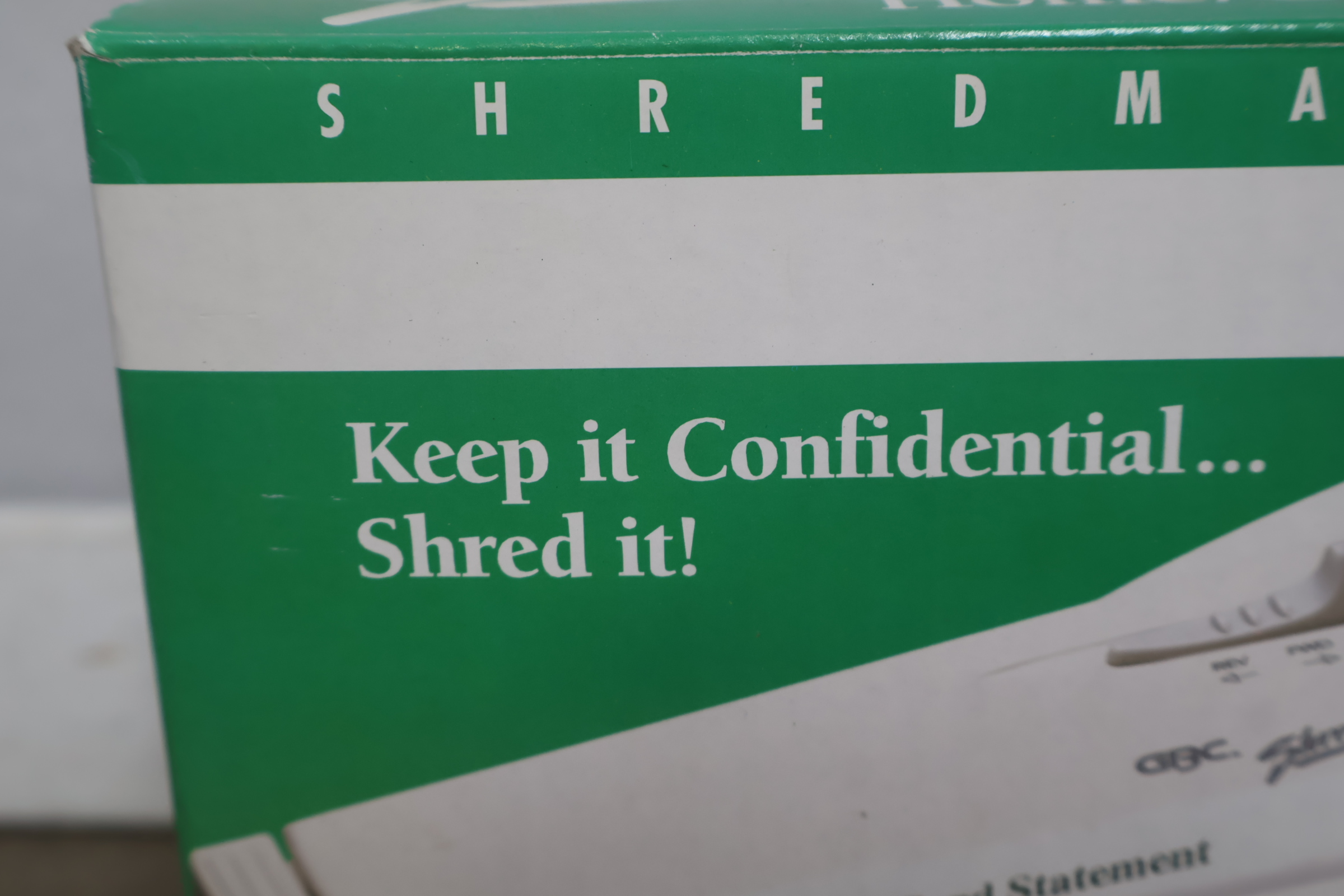 GBC Shredmaster 40S Home/Office Papiervernietiger – foto 6 – kavel bij GSD Auctions, Zoeterwoude