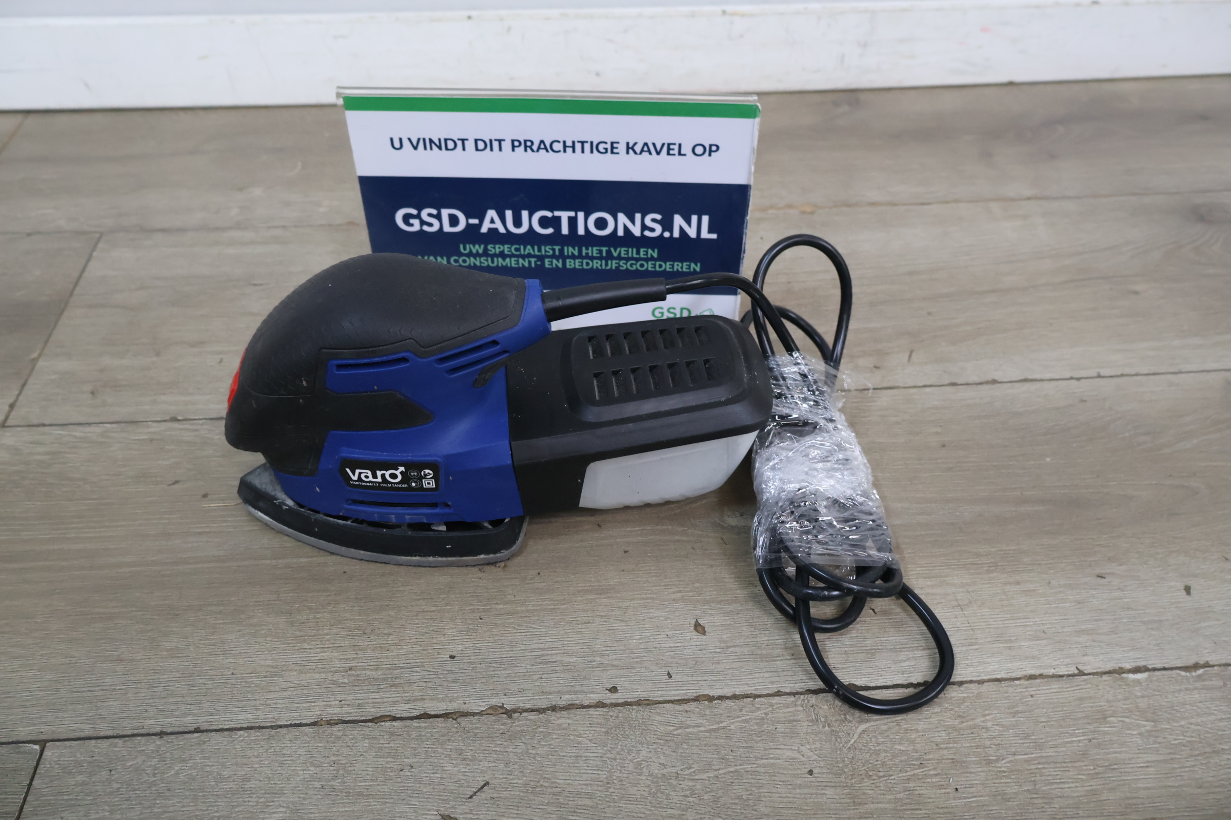 Varo elektrische schuurmachine – foto 2 – kavel bij GSD Auctions, Zoeterwoude