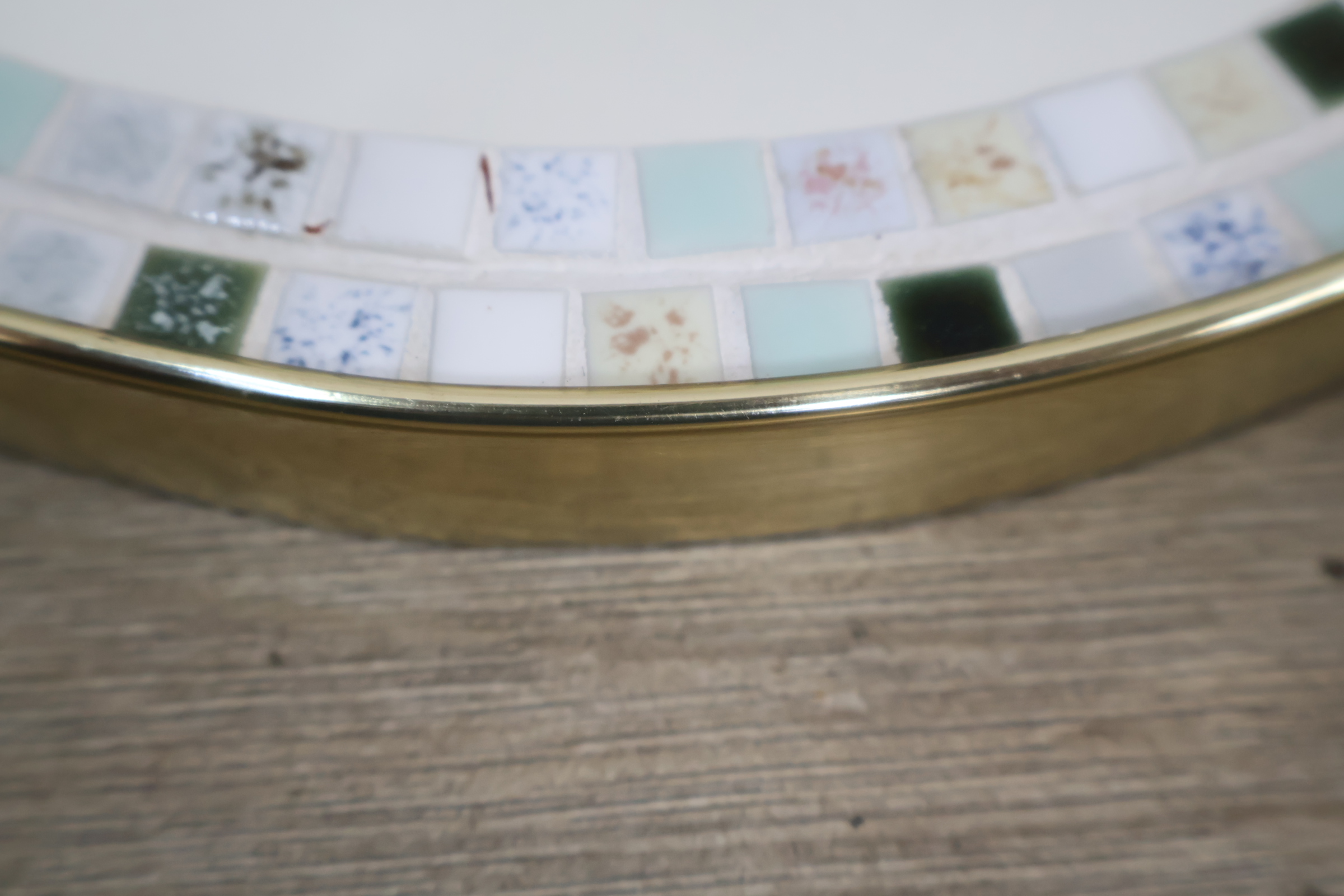 Ronde spiegel met mozaïekrand – foto 6 – kavel bij GSD Auctions, Zoeterwoude