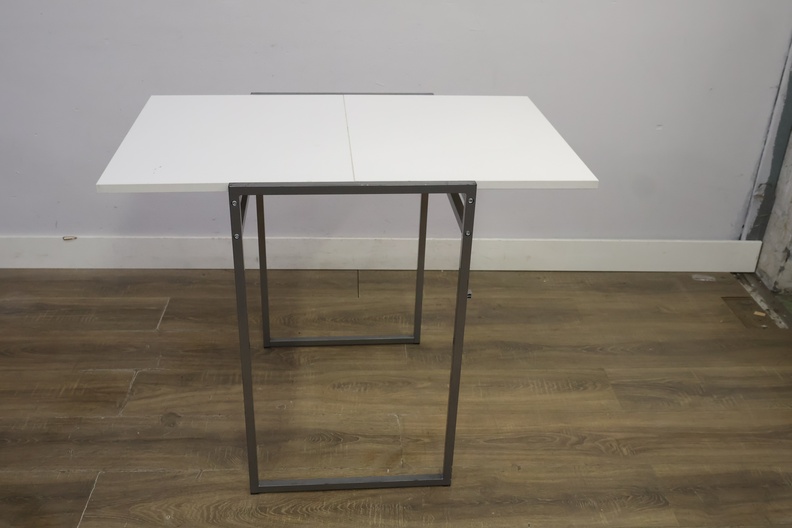 IKEA Moddus Tafel – foto 6 – kavel bij GSD Auctions, Zoeterwoude