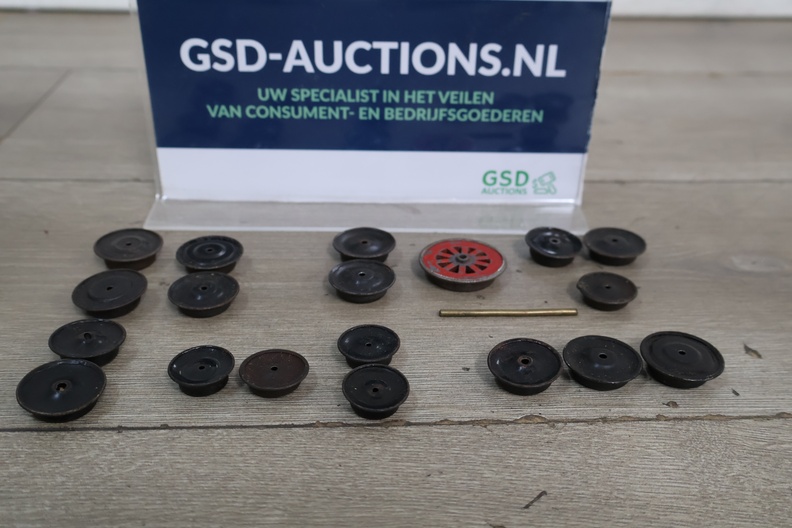 Diverse modeltrein wielen en assen – foto 4 – kavel bij GSD Auctions, Zoeterwoude