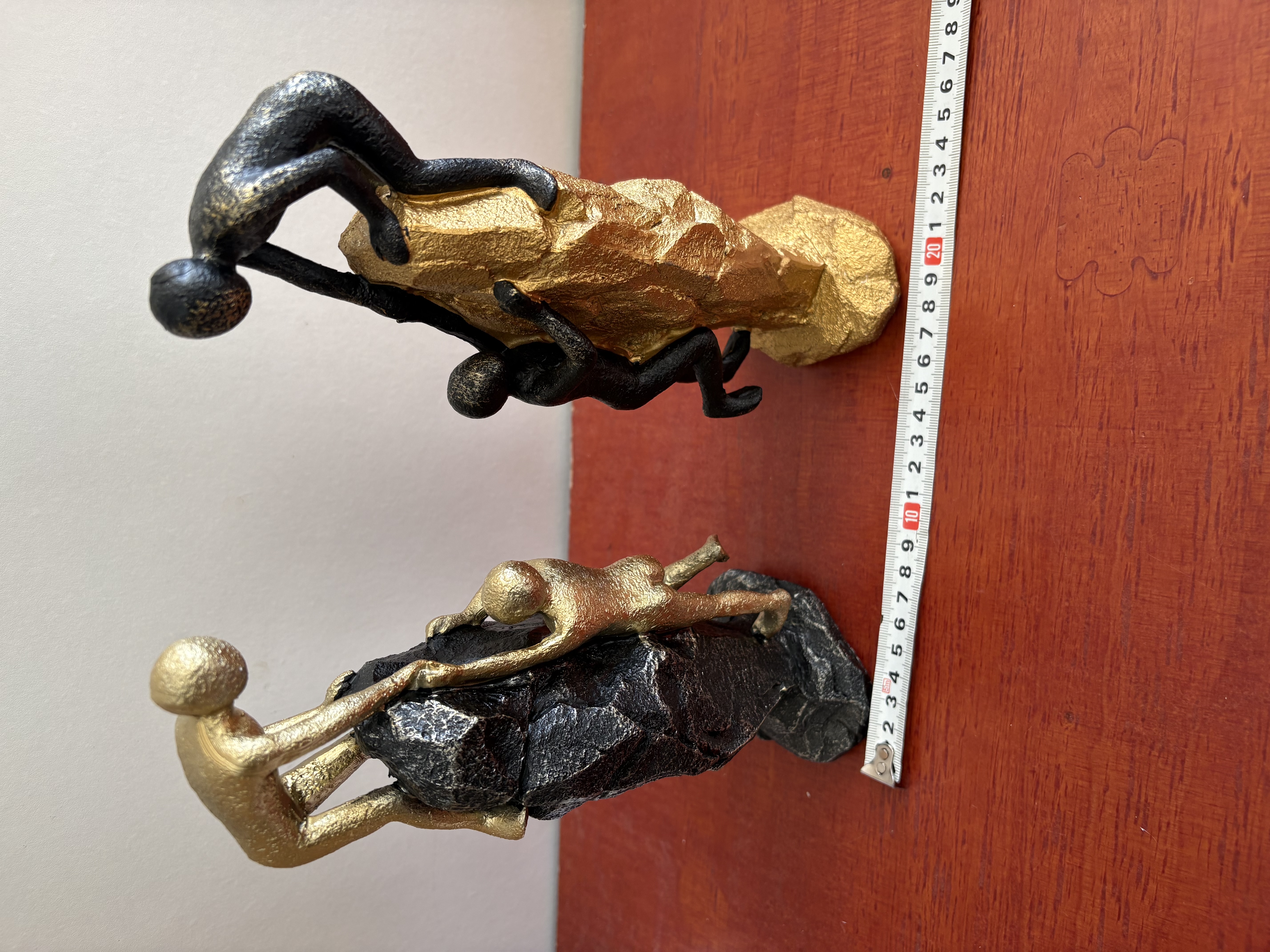 Beelden helpende mensen – foto 5 – kavel bij GSD Auctions, Zoeterwoude