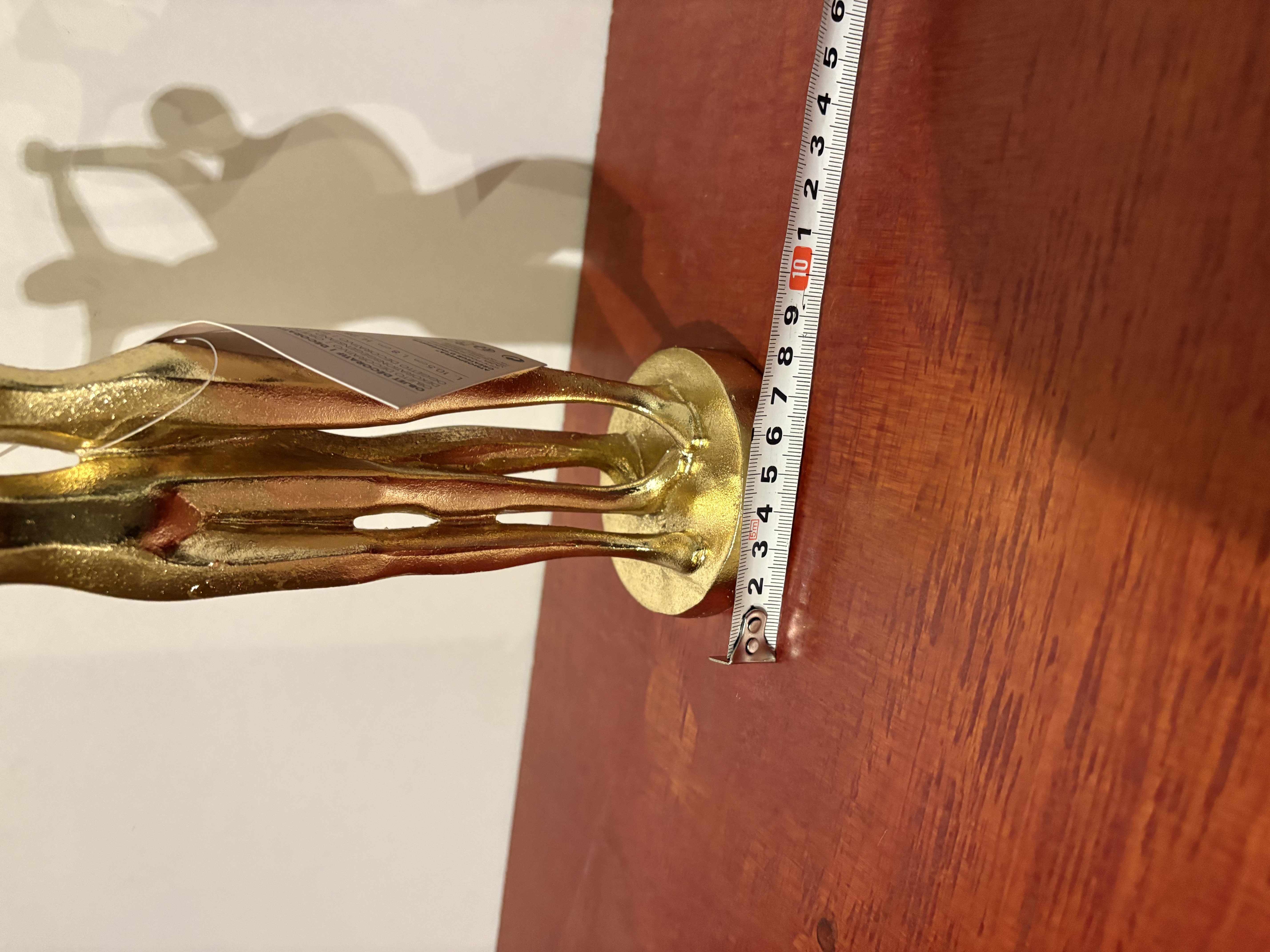 Goudkleurige beeld van een gezin – foto 5 – kavel bij GSD Auctions, Zoeterwoude