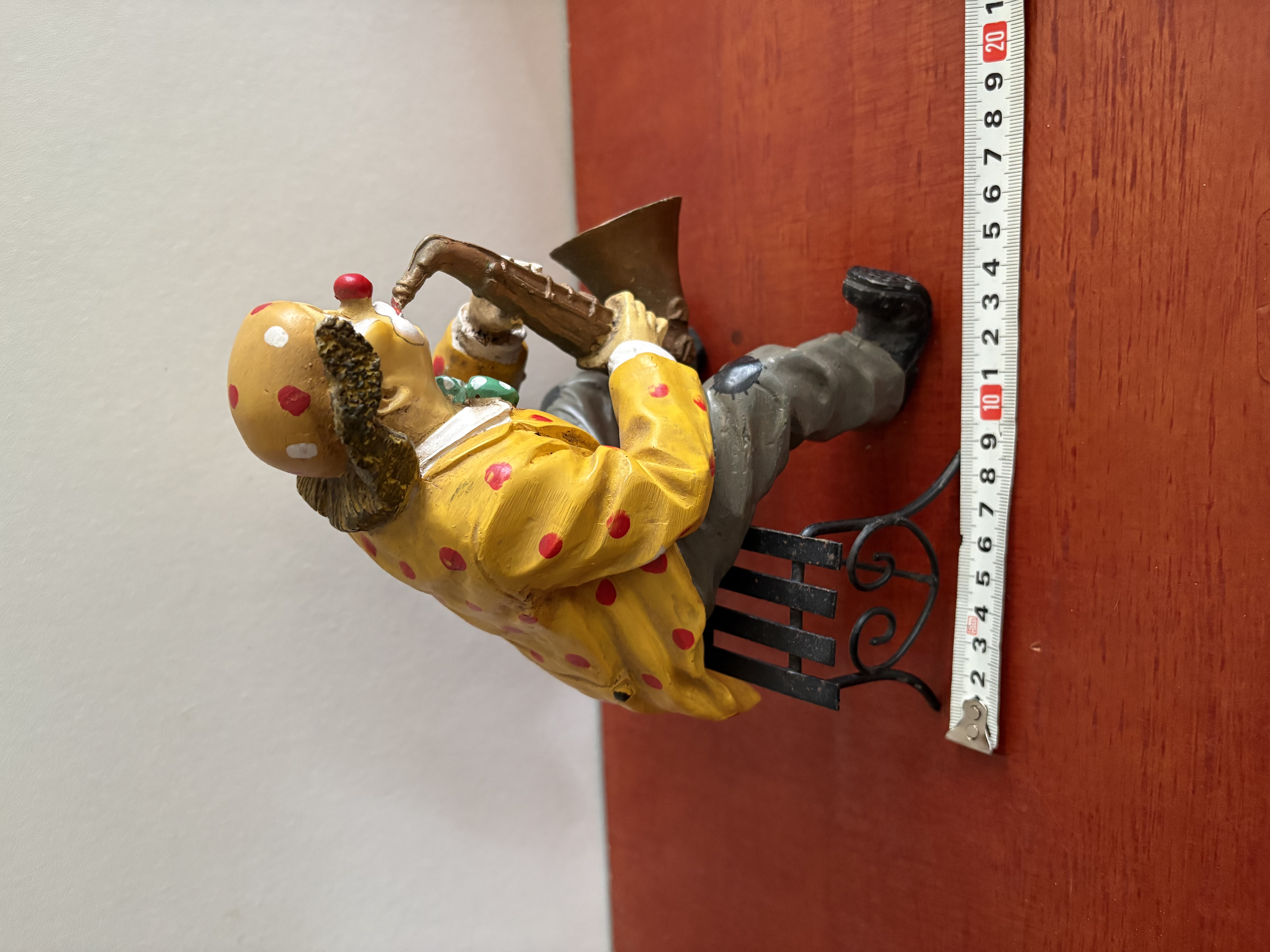 Clown met trompet kunststof – foto 3 – kavel bij GSD Auctions, Zoeterwoude