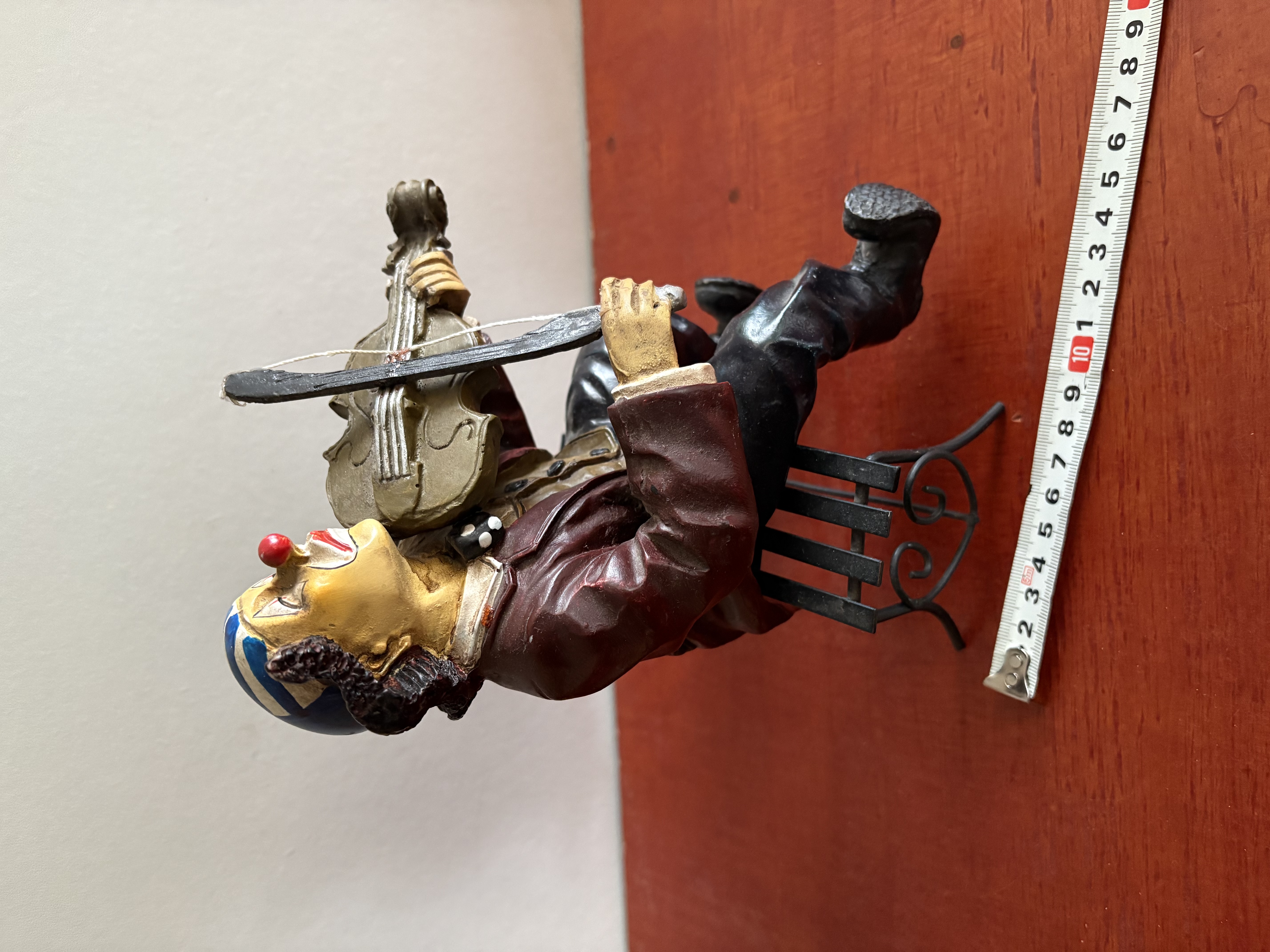 Clown met viool kunststof – foto 4 – kavel bij GSD Auctions, Zoeterwoude