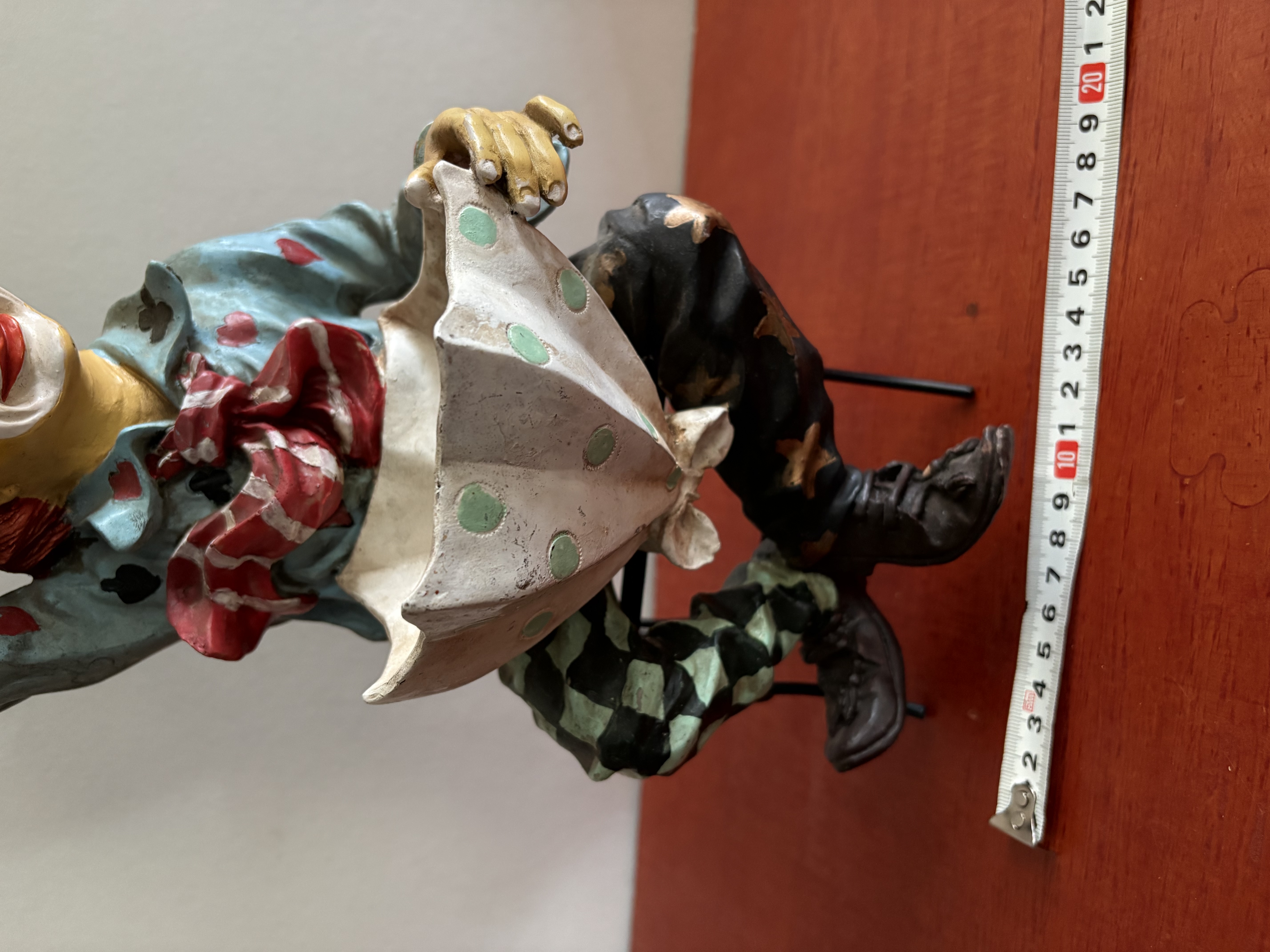 Clown met kleine paraplu kunststof – foto 4 – kavel bij GSD Auctions, Zoeterwoude