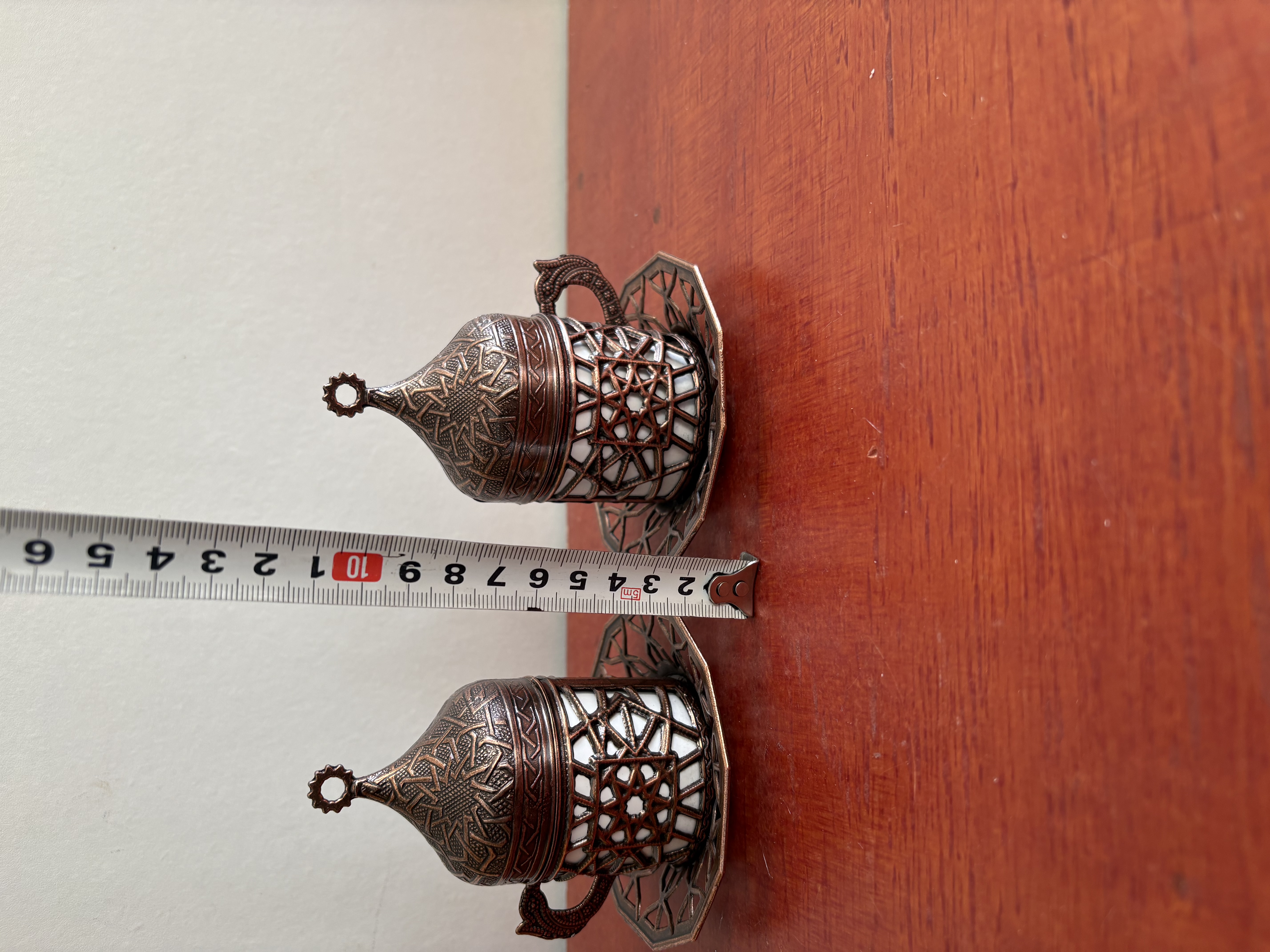 2 identieke kopjes – foto 6 – kavel bij GSD Auctions, Zoeterwoude