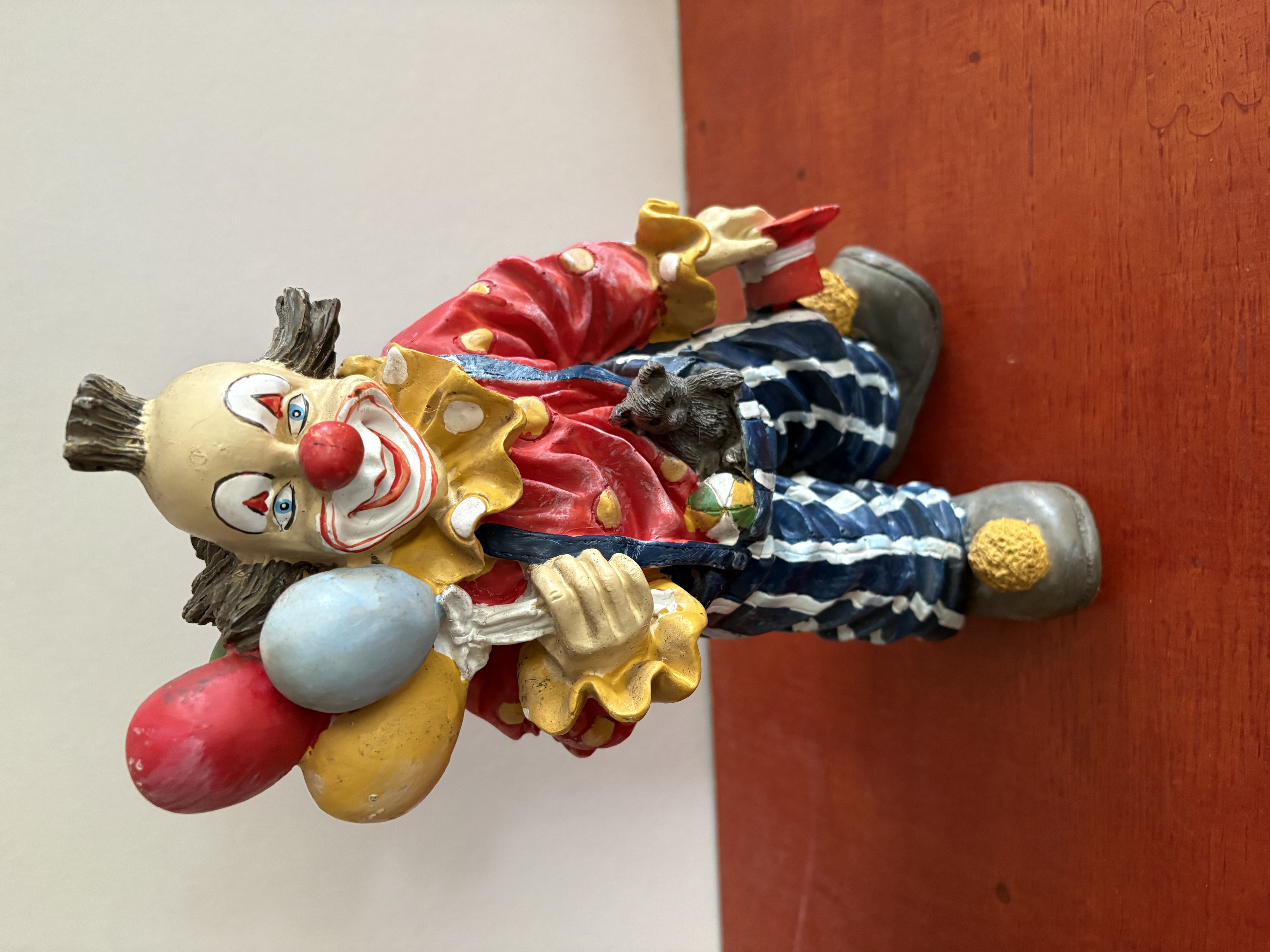 Clown met ballonnen kunststof – foto 5 – kavel bij GSD Auctions, Zoeterwoude