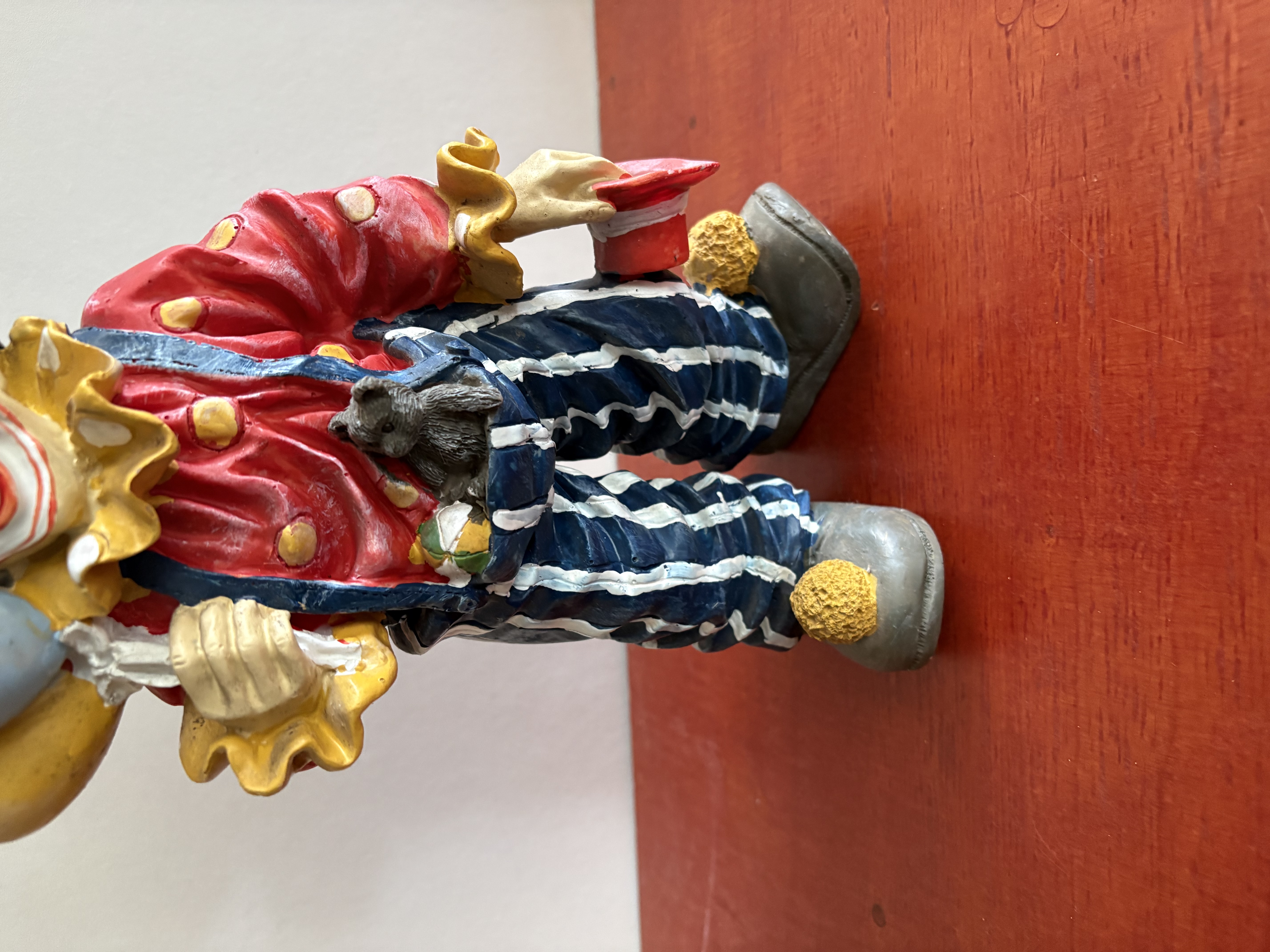 Clown met ballonnen kunststof – foto 7 – kavel bij GSD Auctions, Zoeterwoude