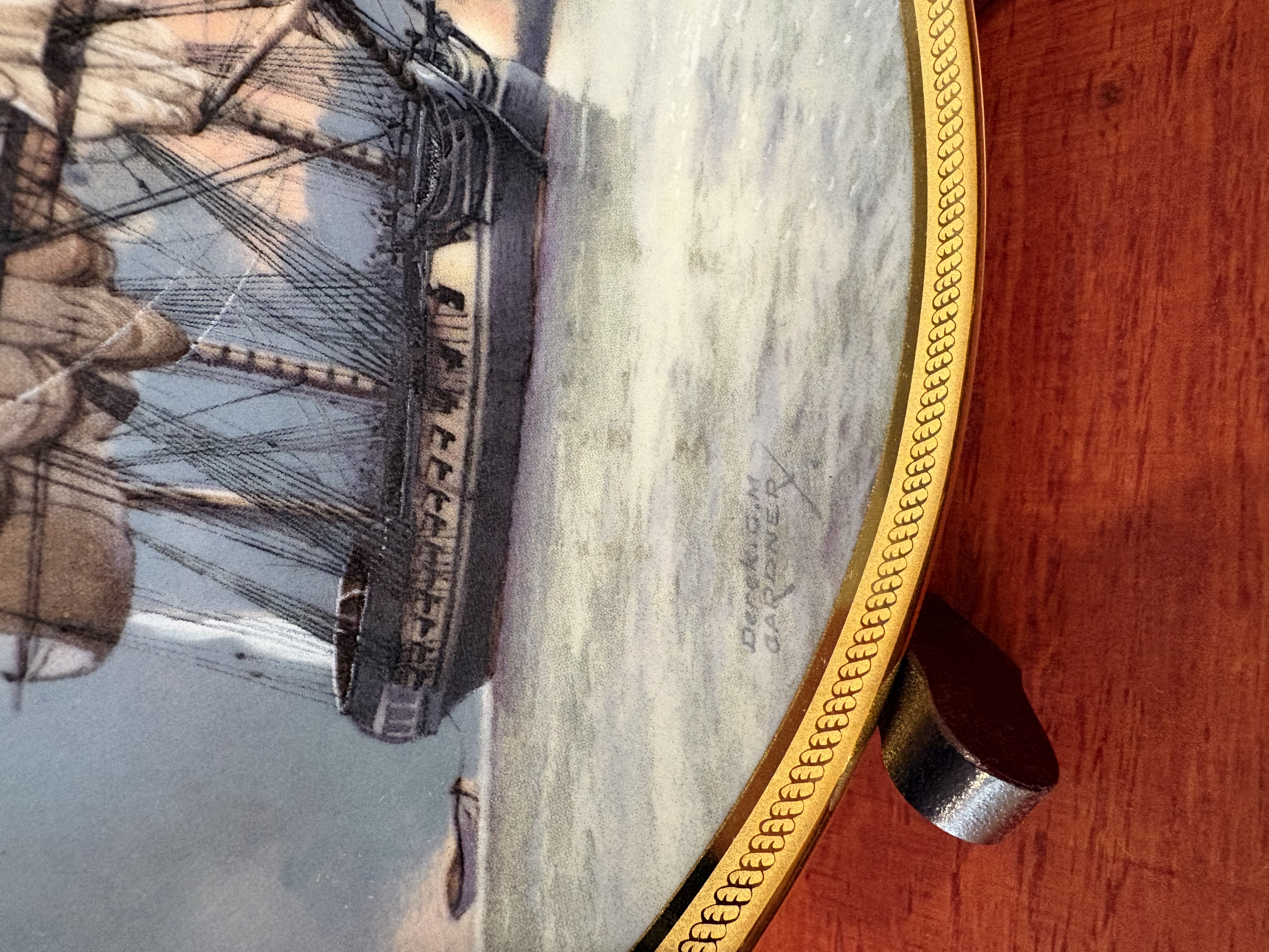 The Franklin Mint Schip wandbord "La Belle Poule" – foto 4 – kavel bij GSD Auctions, Zoeterwoude