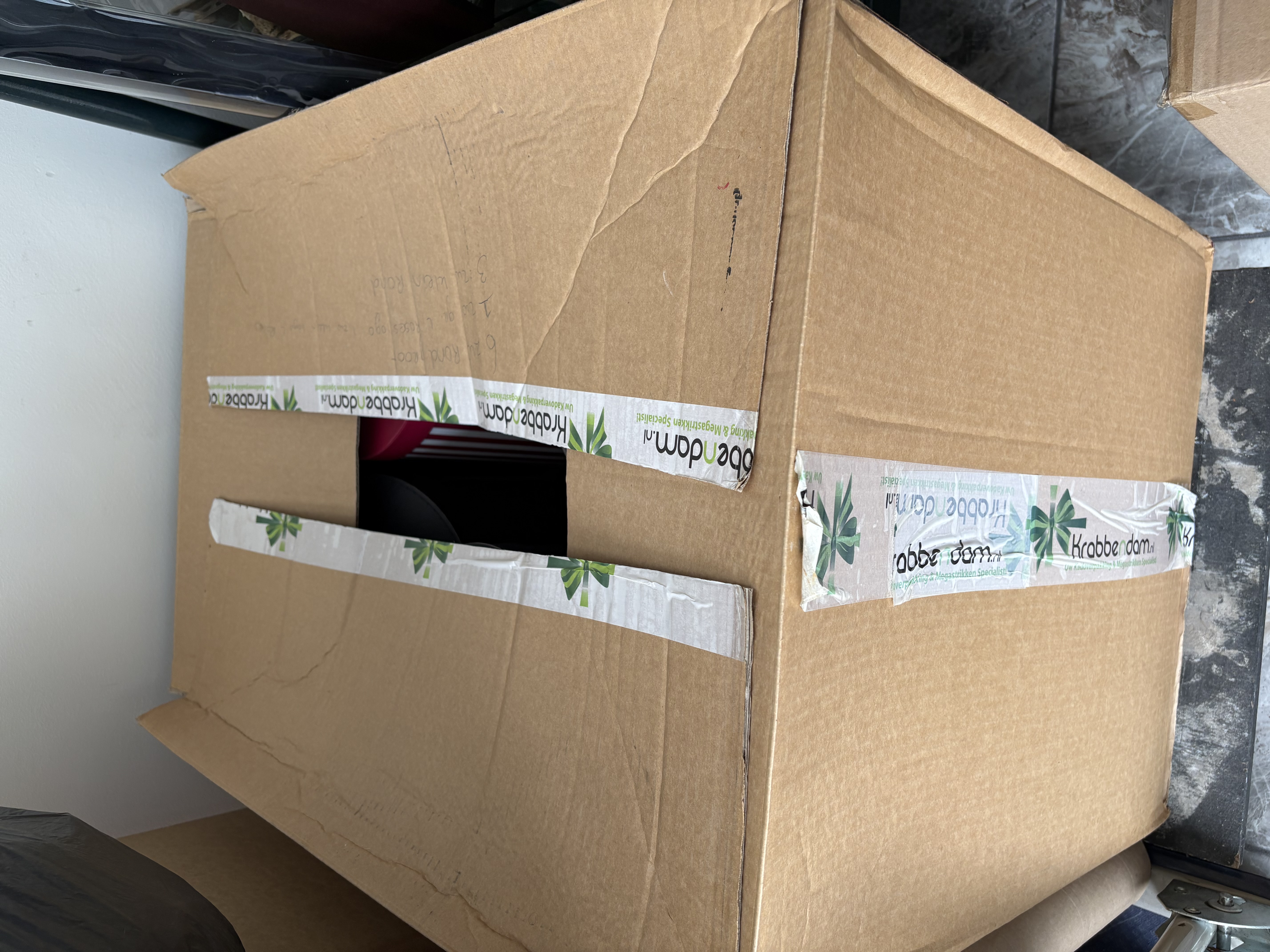 Verassing dozen met deksel – foto 9 – kavel bij GSD Auctions, Zoeterwoude