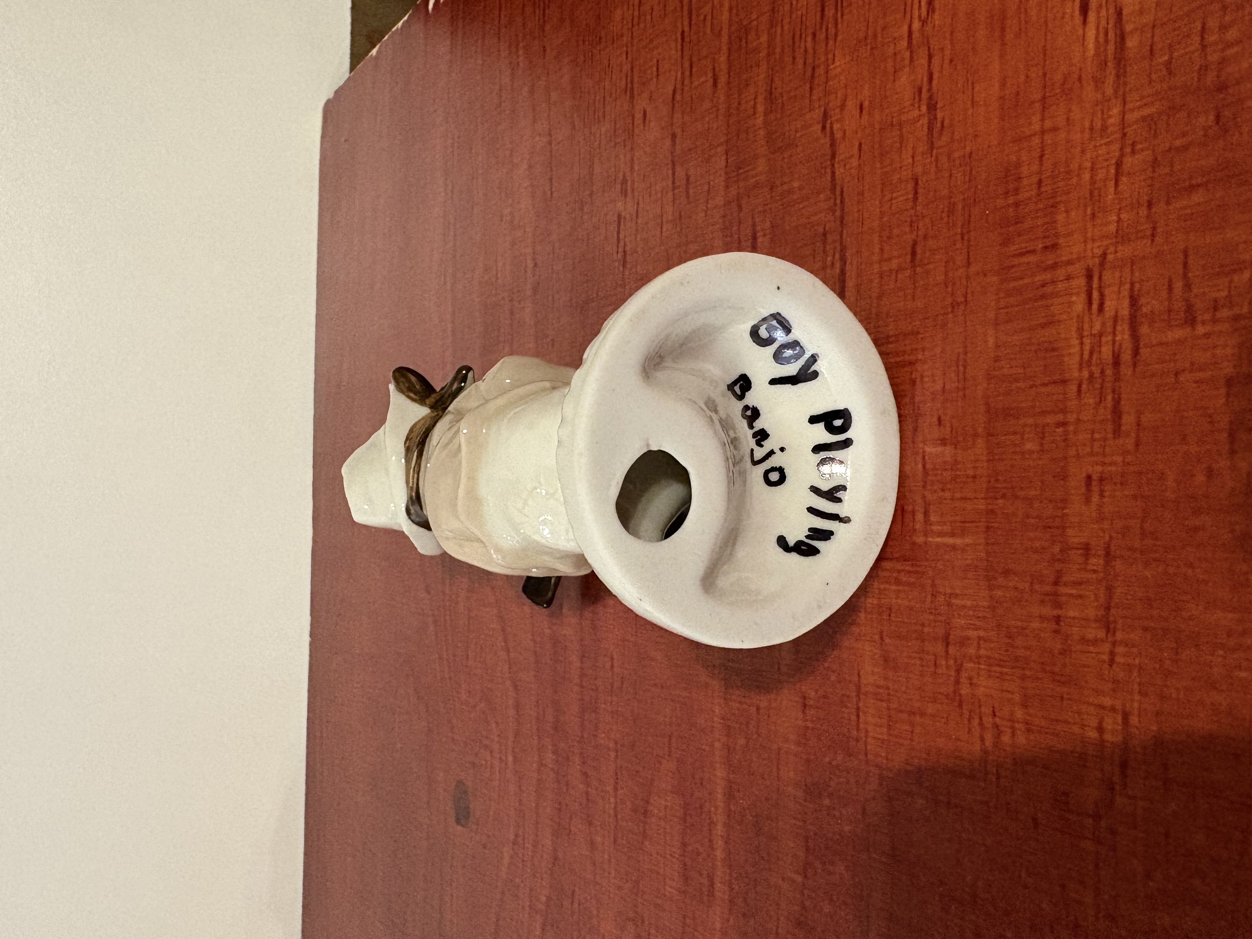 Keramieken Beeldjes Nummer 1 Banjo spelende jonge – foto 7 – kavel bij GSD Auctions, Zoeterwoude