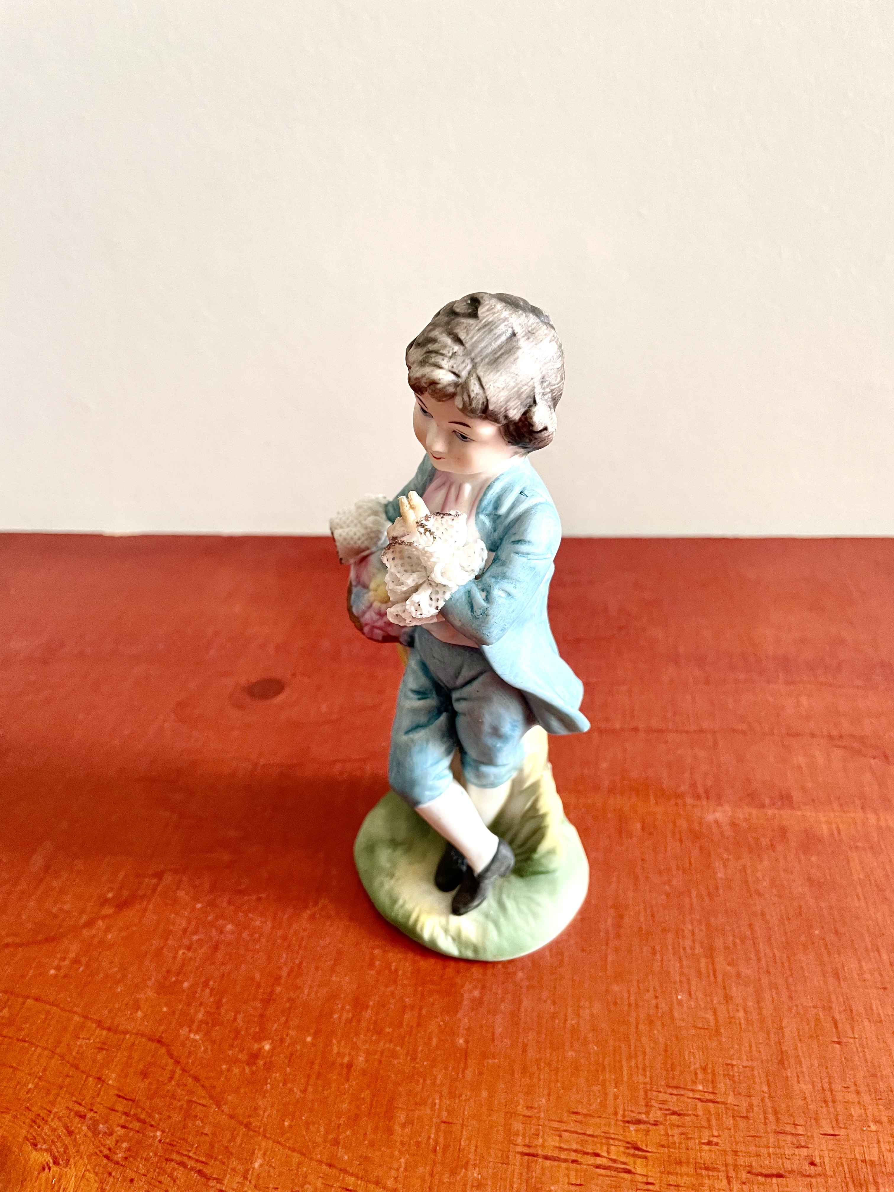 Vintage wachtende jongen keramiek – foto 3 – kavel bij GSD Auctions, Zoeterwoude