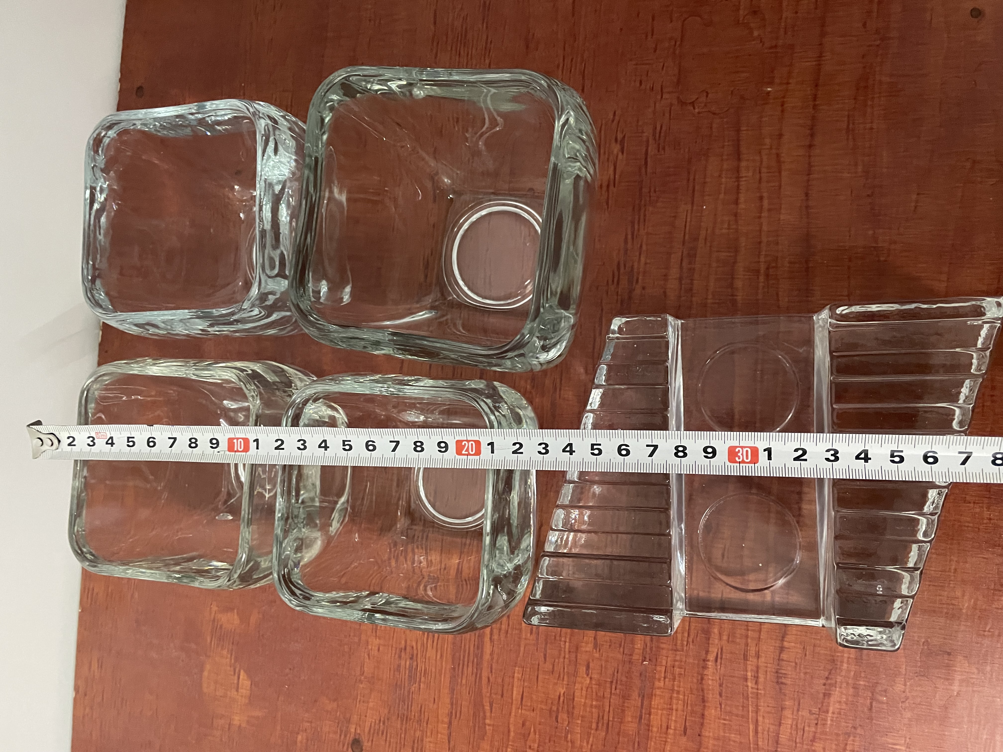 Kaars houder en bloempotten hele zware glaswerk – foto 8 – kavel bij GSD Auctions, Zoeterwoude