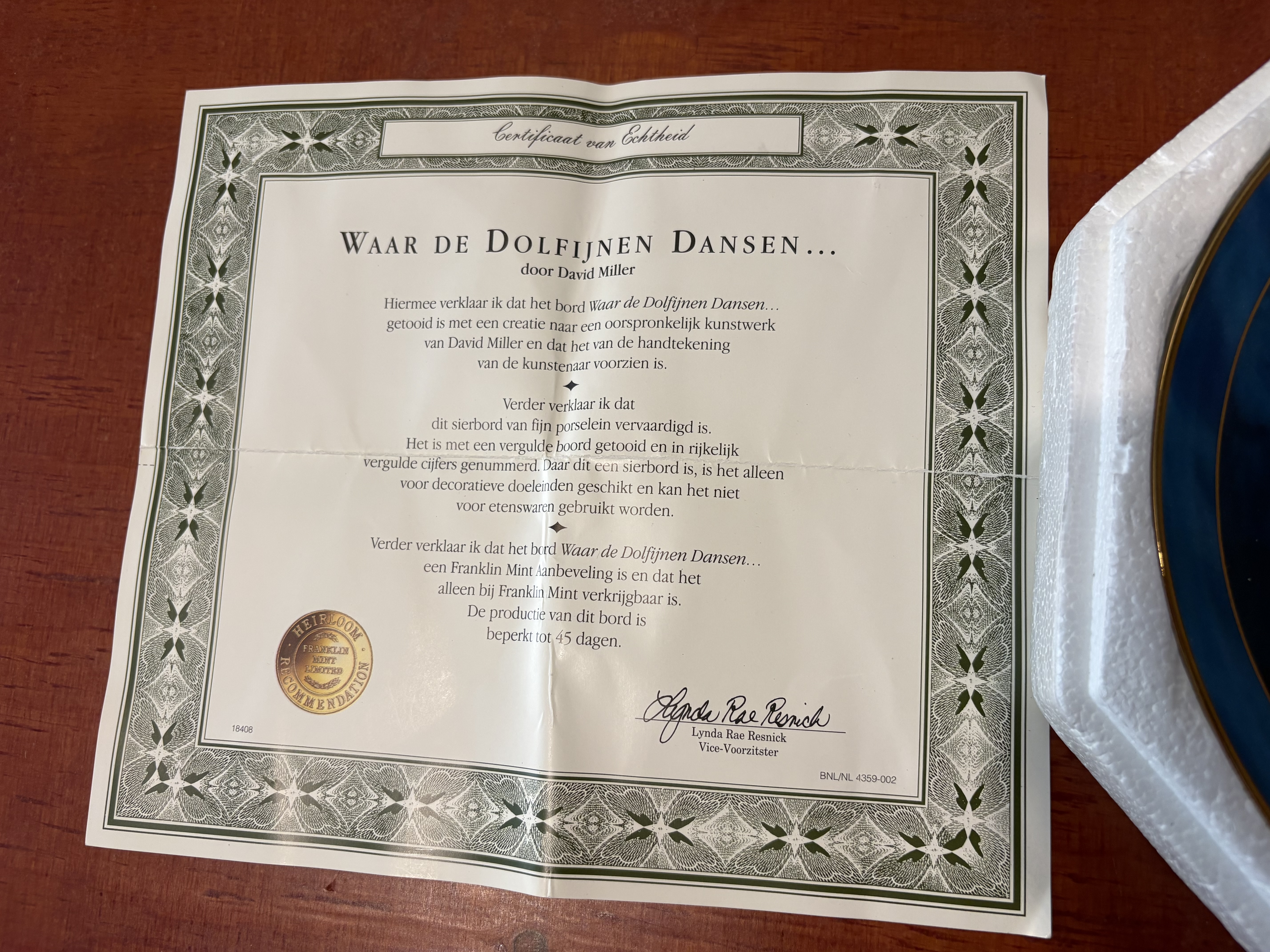 Wandbord "The Franklin Mint" met certificaat Dolfijn – foto 2 – kavel bij GSD Auctions, Zoeterwoude