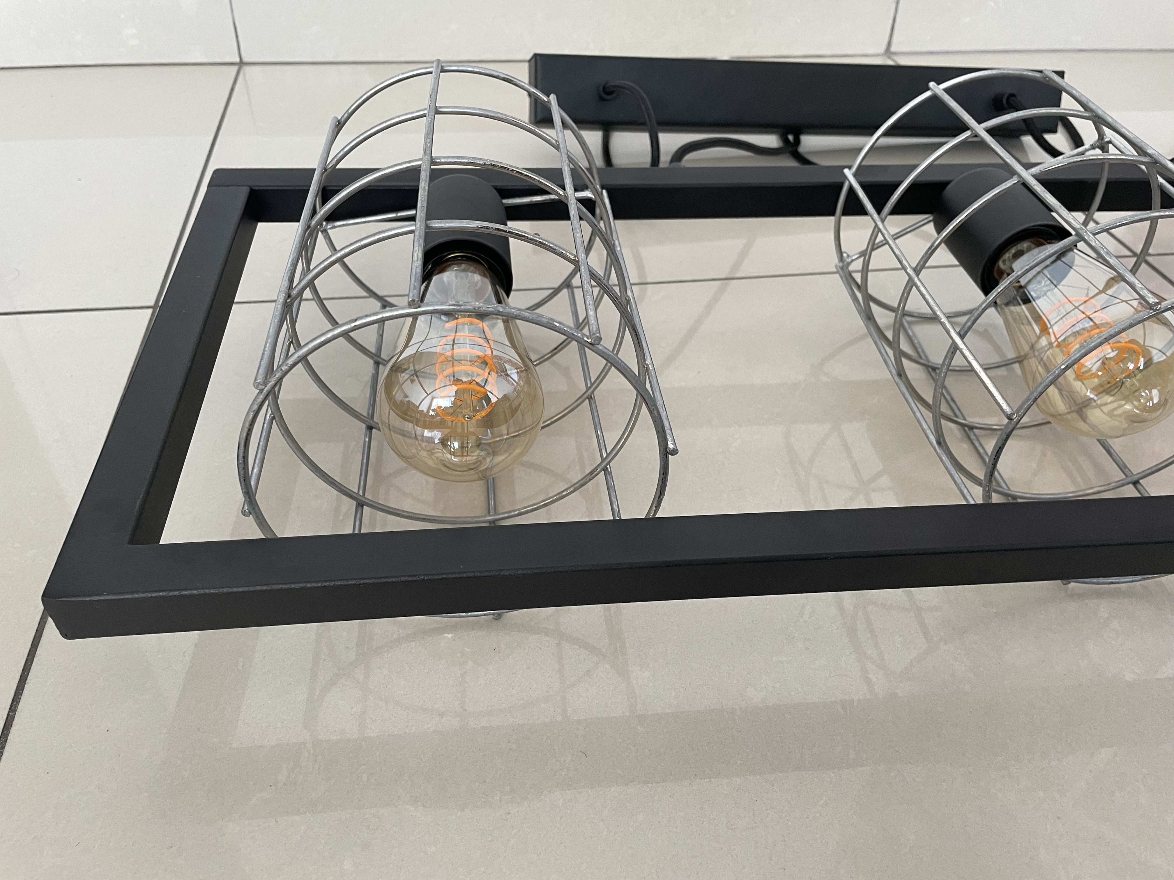 Design hanglamp inclusief ledverlichting – foto 3 – kavel bij GSD Auctions, Zoeterwoude