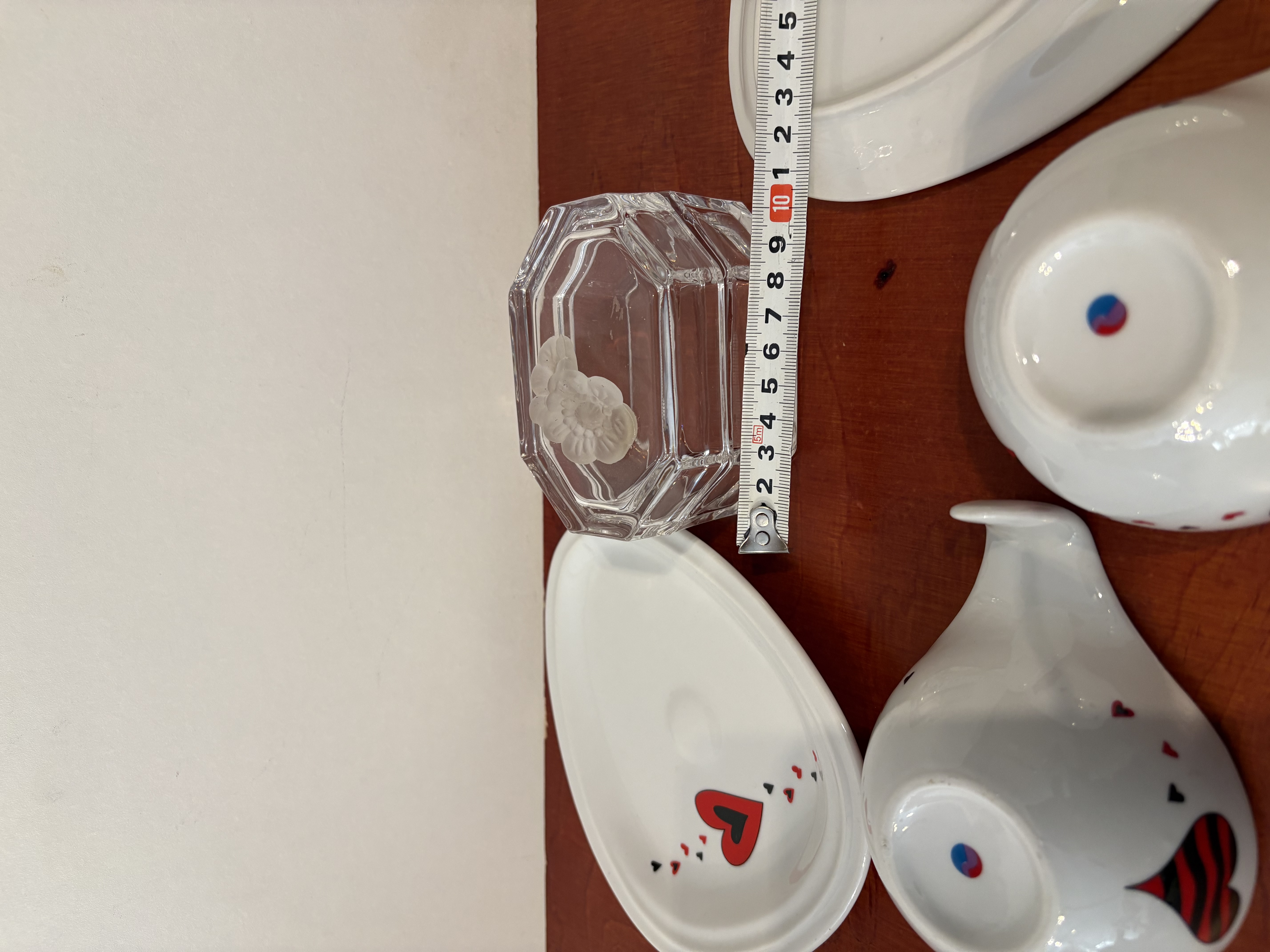 2 design kopjes en kristalen bonbonnière – foto 8 – kavel bij GSD Auctions, Zoeterwoude