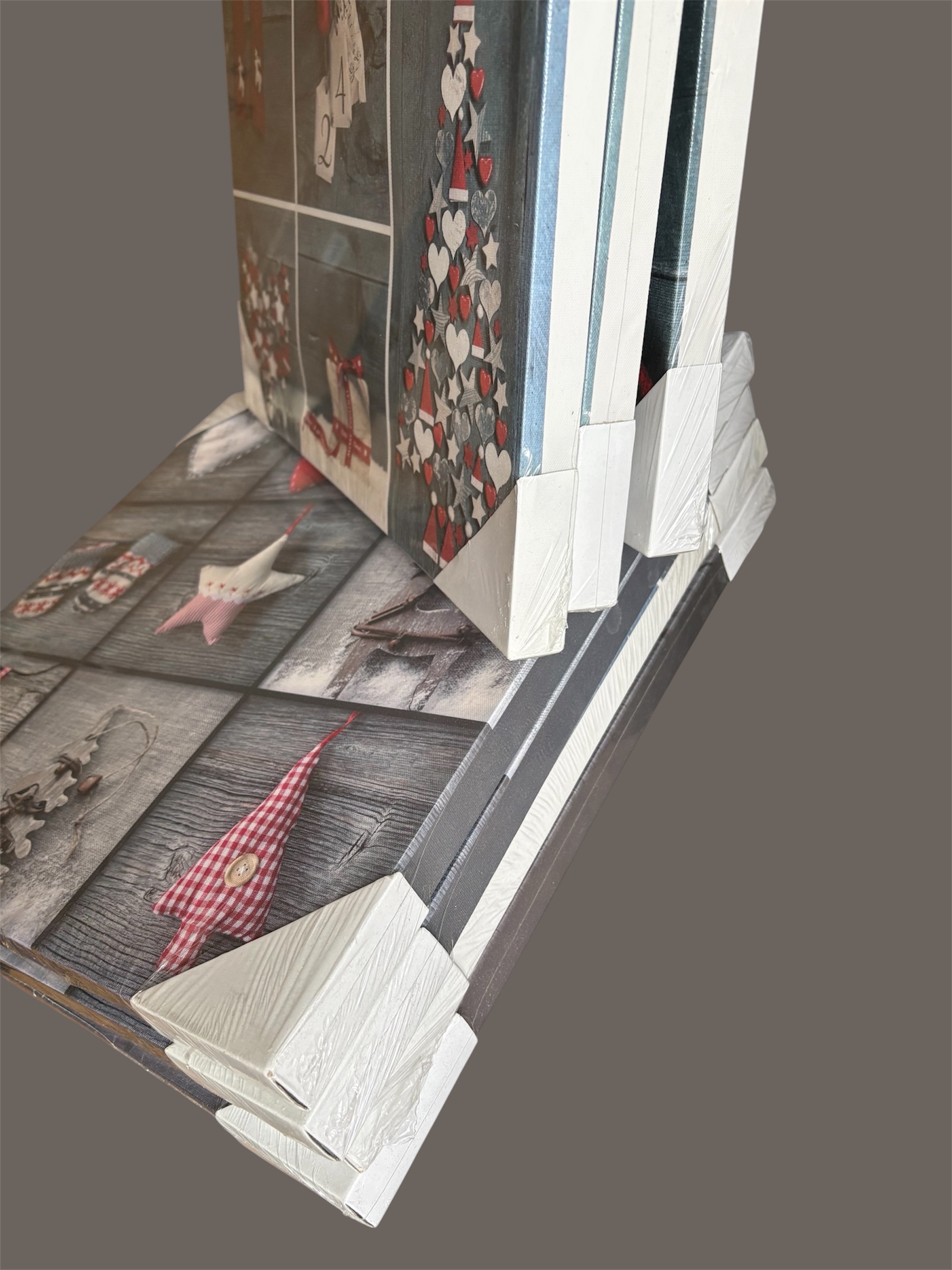 7 nieuwe canvases 45x45cm – foto 2 – kavel bij GSD Auctions, Zoeterwoude