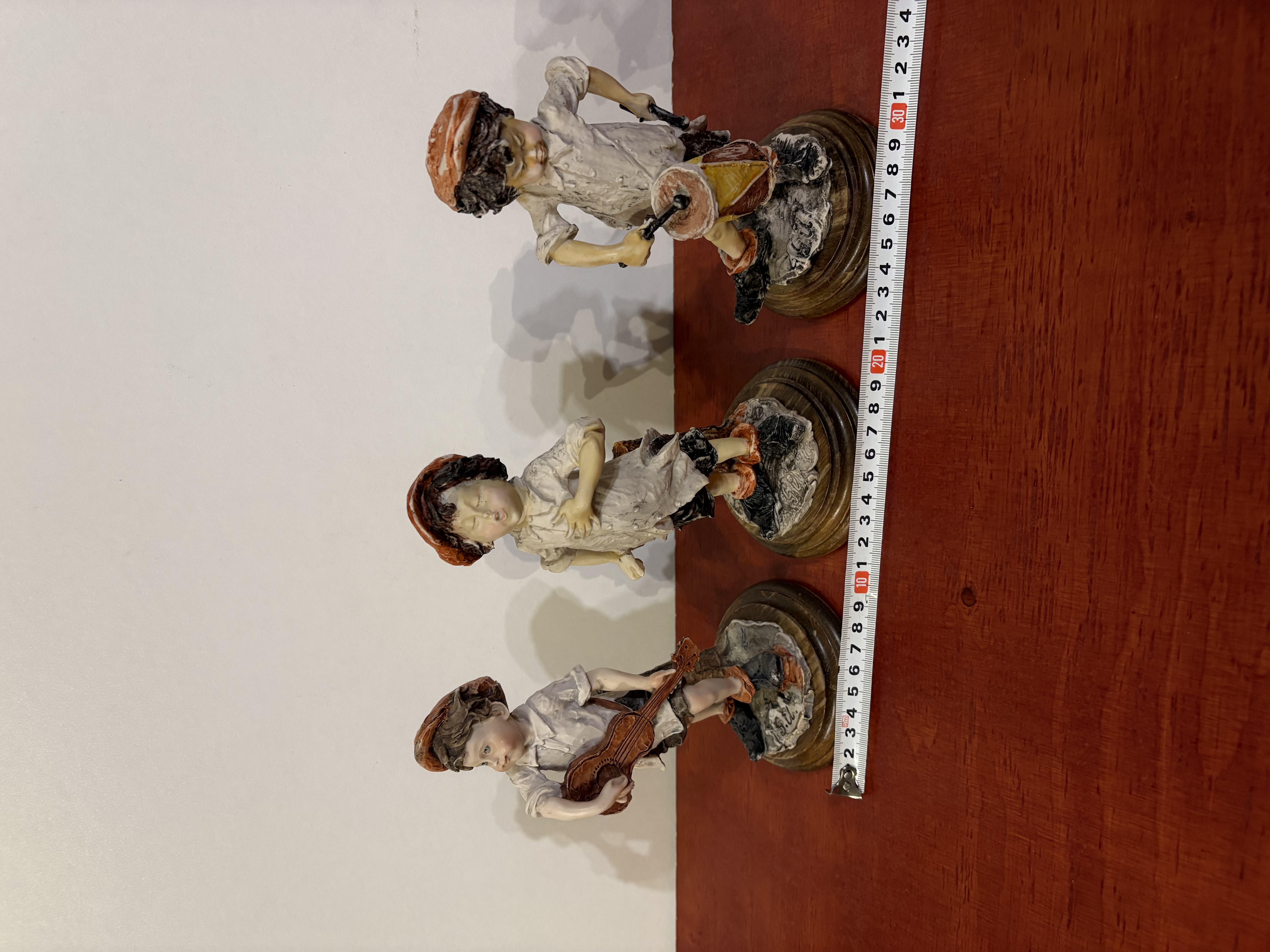 3 porseleinen veldjes op hout G.A – foto 2 – kavel bij GSD Auctions, Zoeterwoude