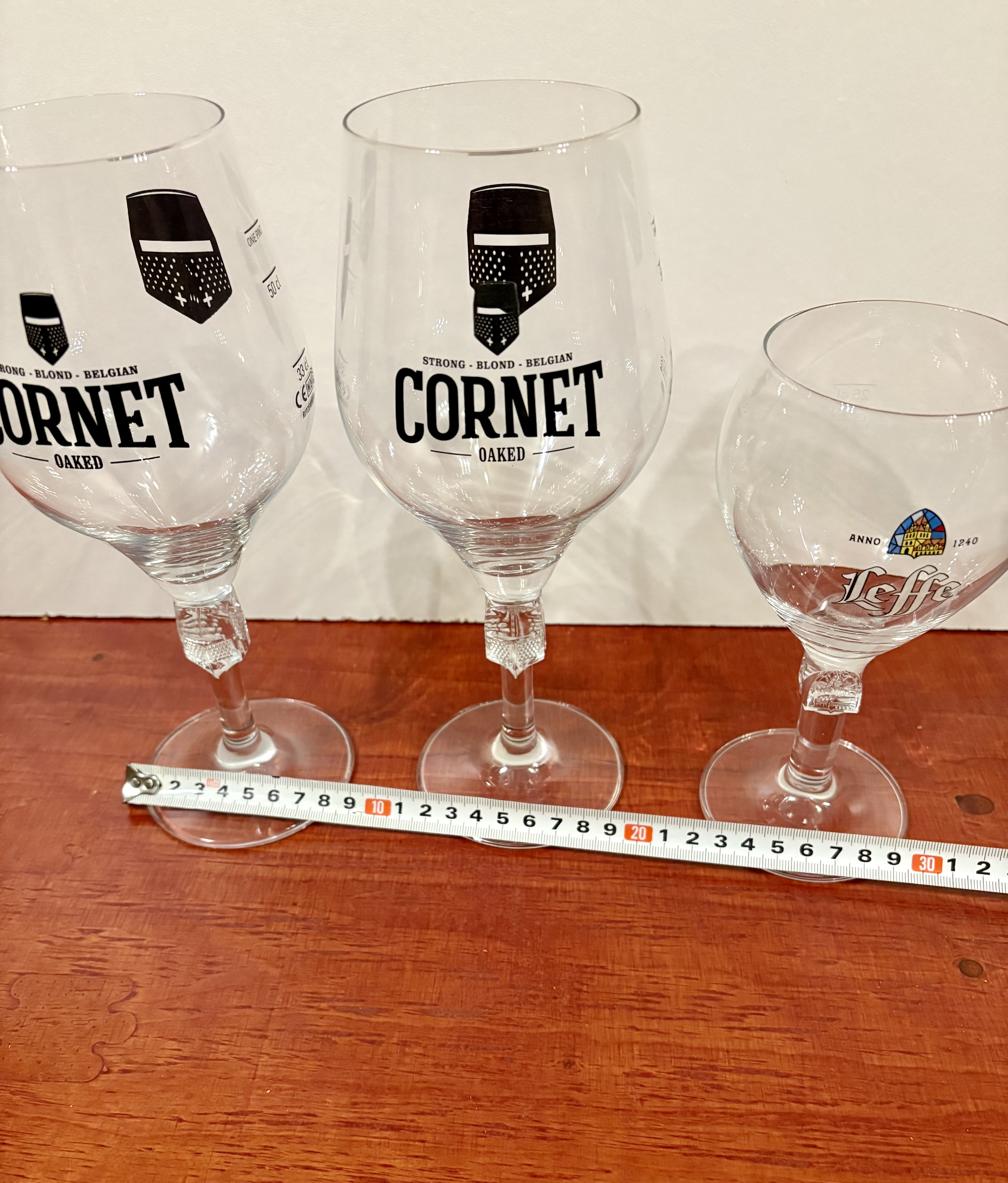Bier glazen "2x CORNET" en een LEFFE – foto 9 – kavel bij GSD Auctions, Zoeterwoude