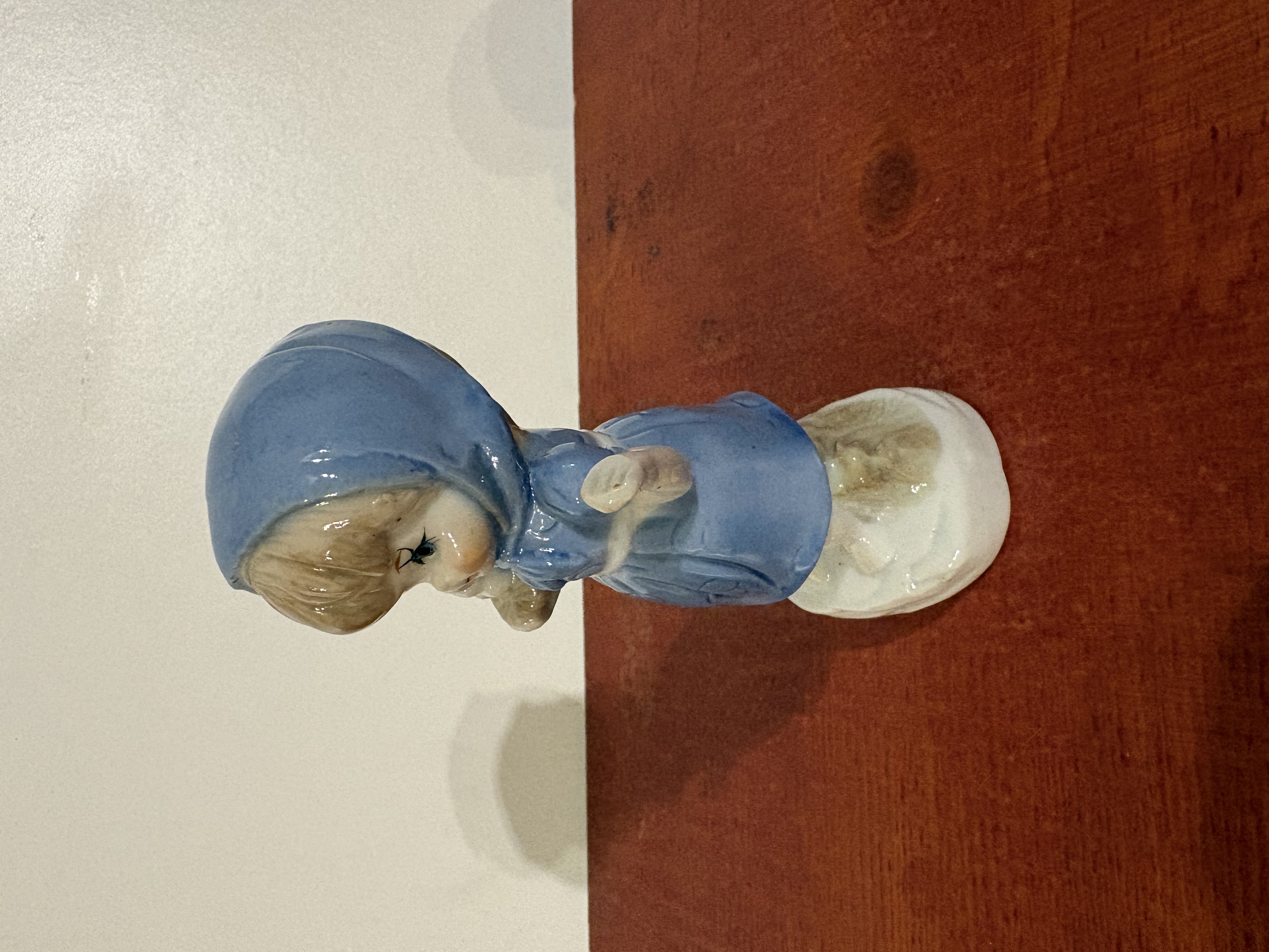 Keramieken Beeldjes Nummer 3 kleine meisjes met vogel – foto 7 – kavel bij GSD Auctions, Zoeterwoude