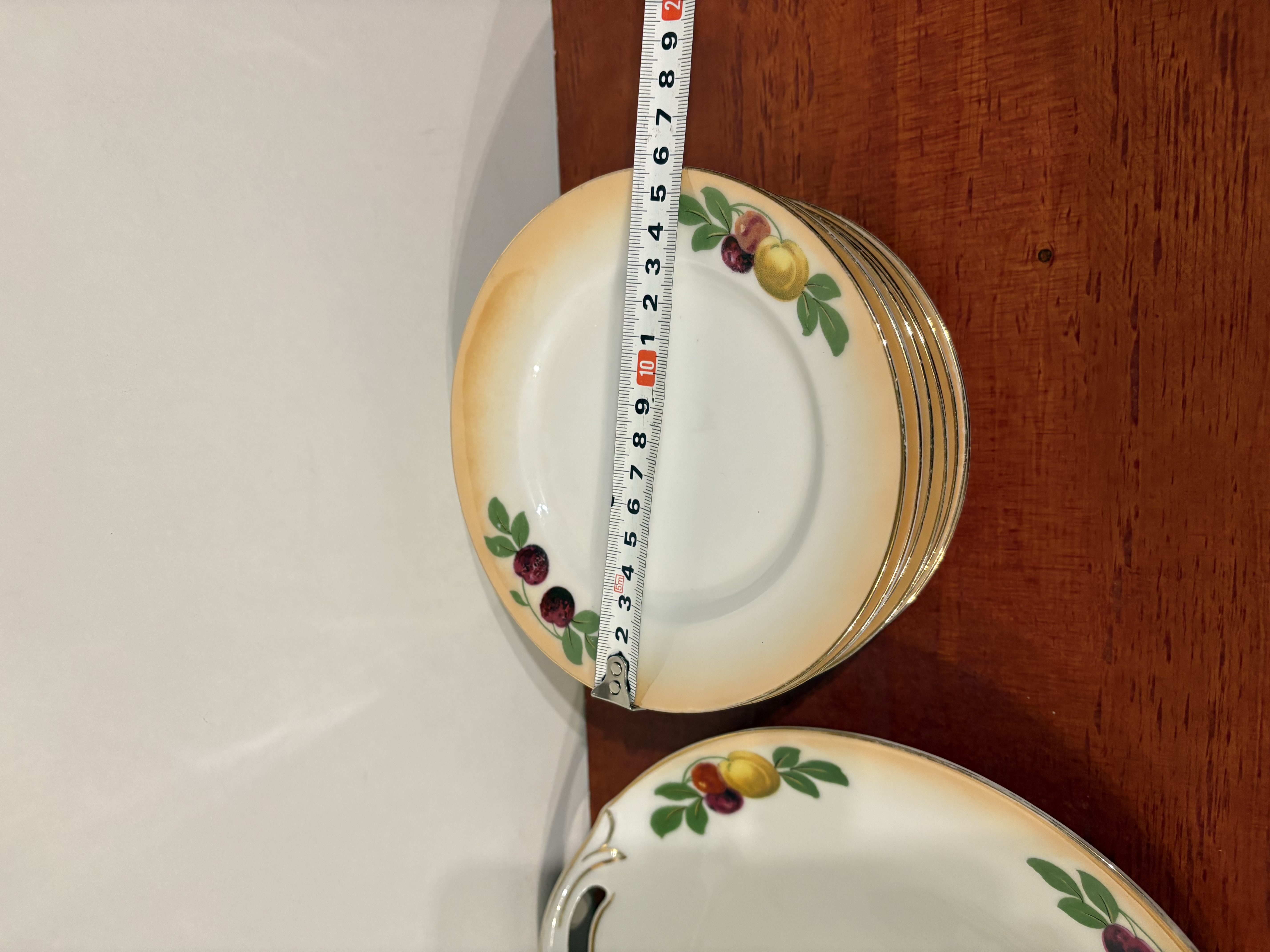 Gebakken porselein servies (Czechoslovakia) – foto 6 – kavel bij GSD Auctions, Zoeterwoude