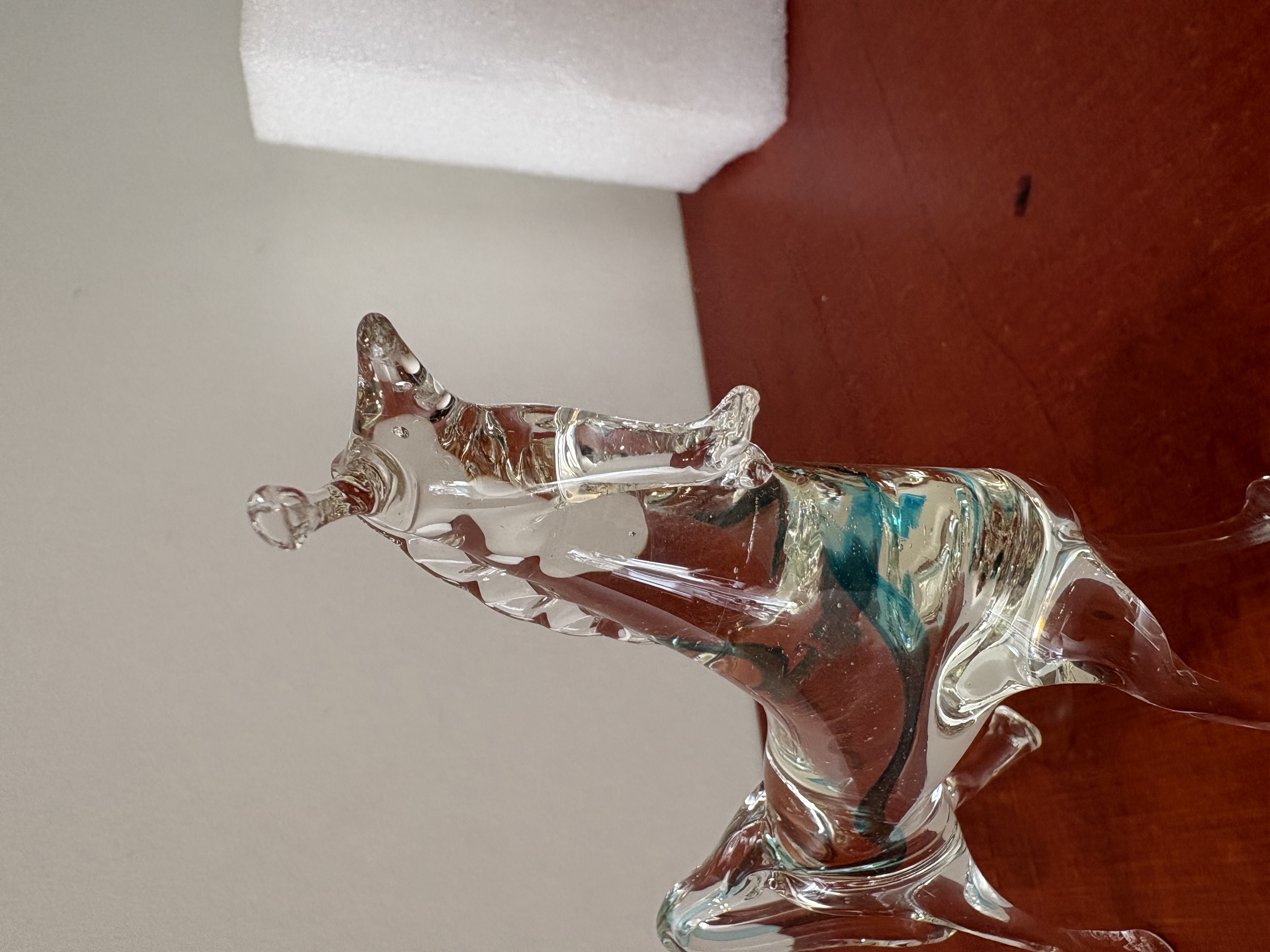 Decoratieve glazen sculptuur van een paard – foto 6 – kavel bij GSD Auctions, Zoeterwoude