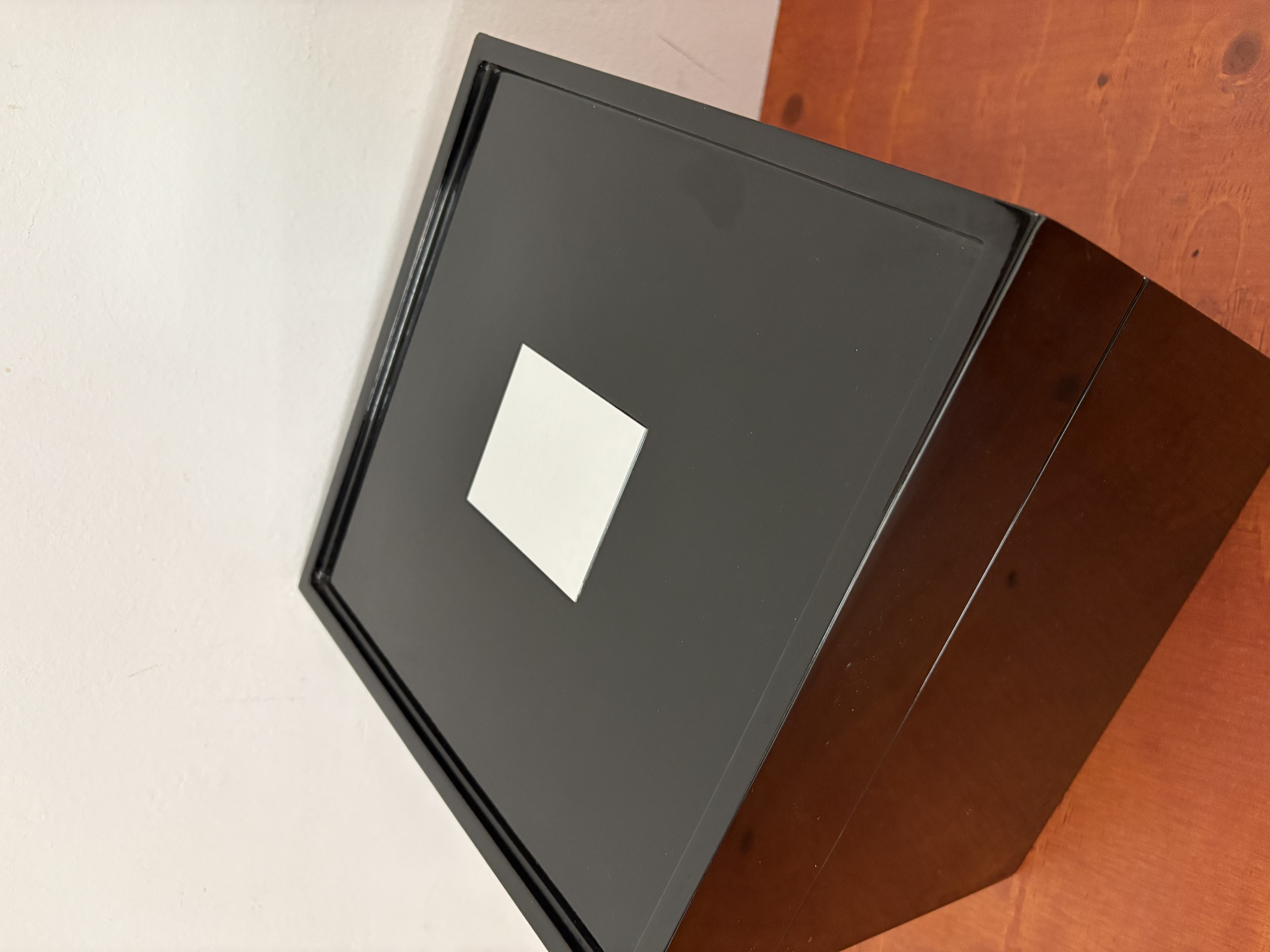 2x Hard houten doos, hoogglans zwarte "Imperial"collection – foto 2 – kavel bij GSD Auctions, Zoeterwoude