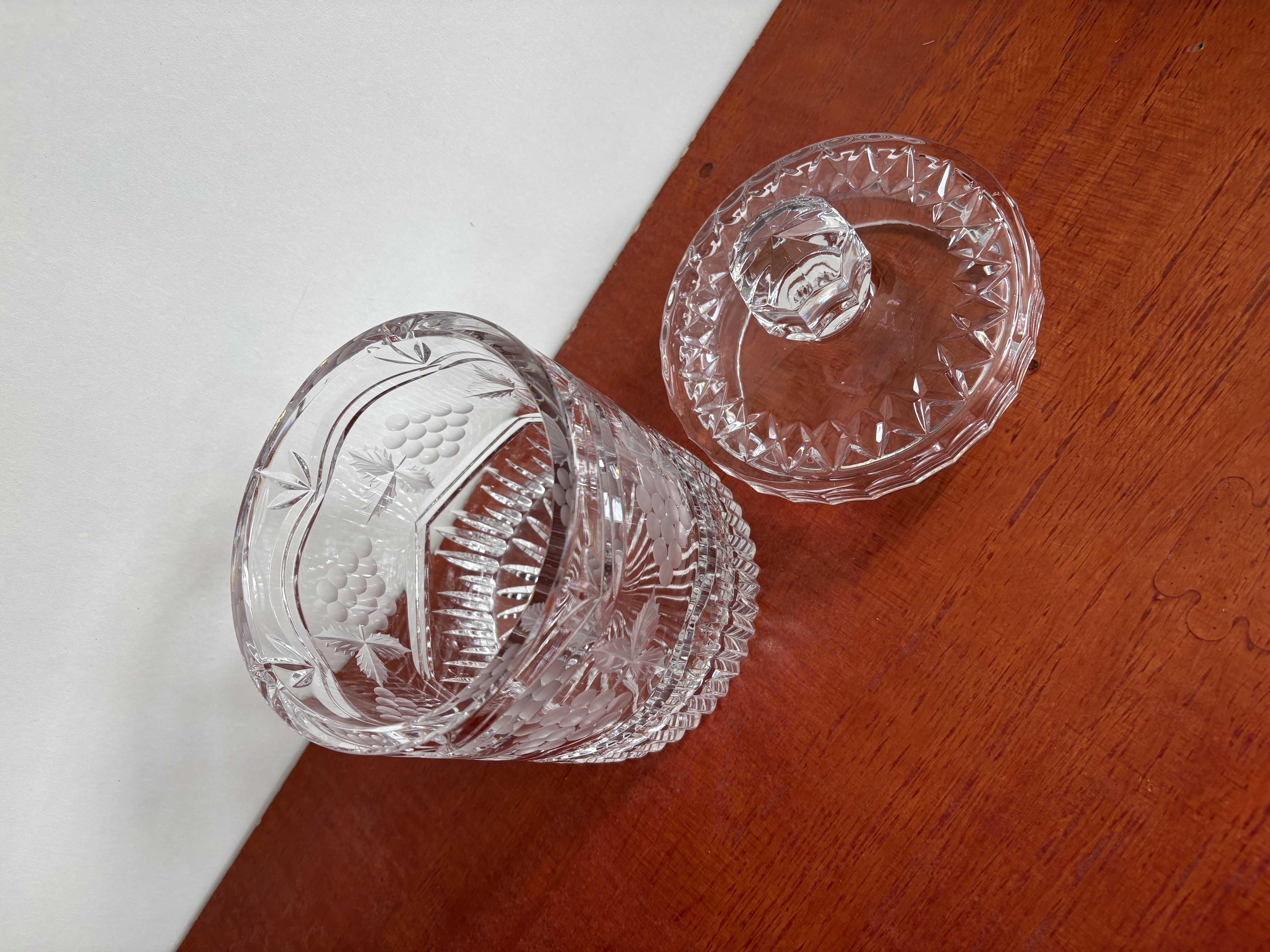 Kristallen koektrommel of "biscuit jar" – foto 3 – kavel bij GSD Auctions, Zoeterwoude