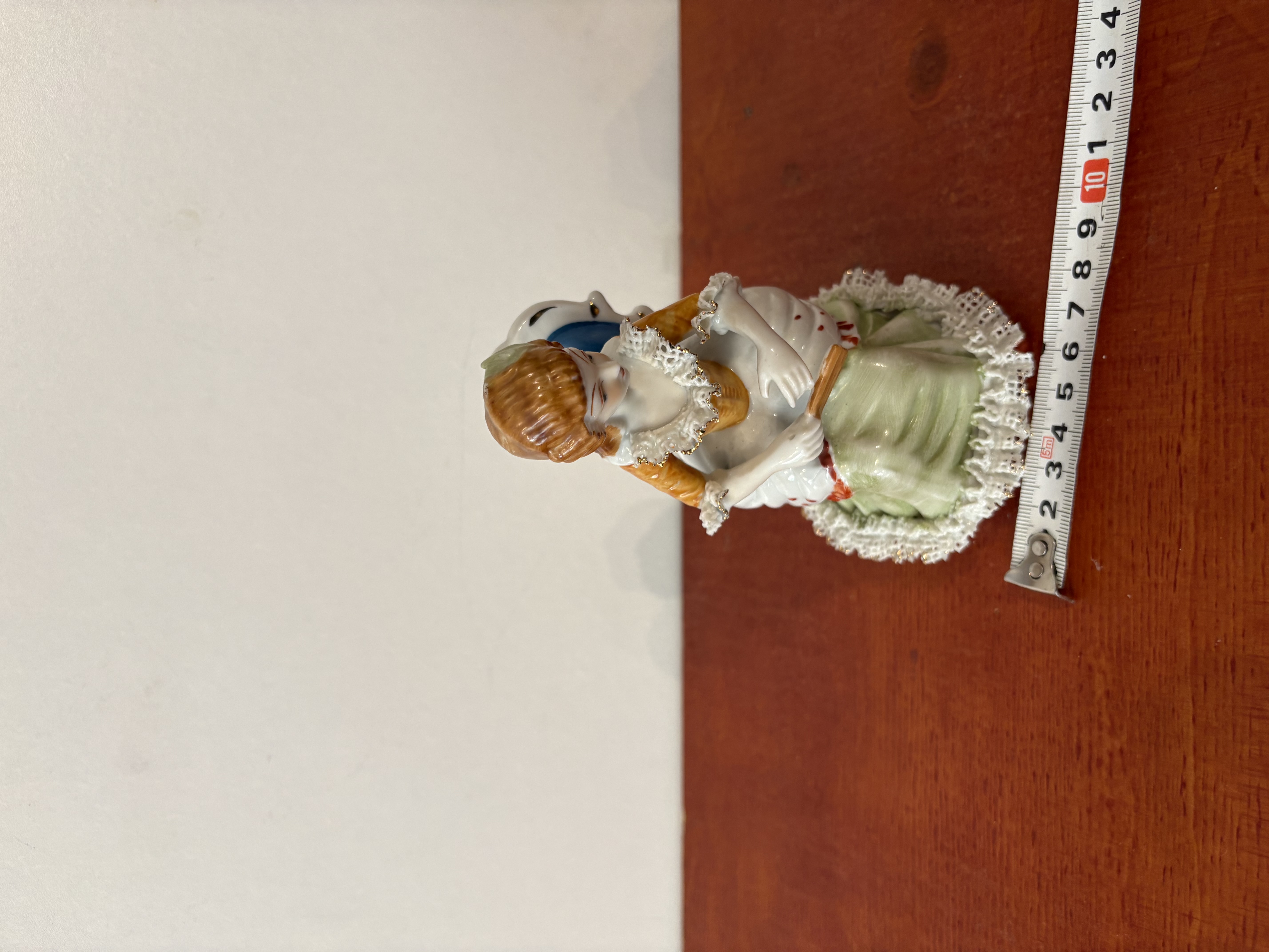 Keramieken beeldje zittende schoonheid Duitsland – foto 4 – kavel bij GSD Auctions, Zoeterwoude