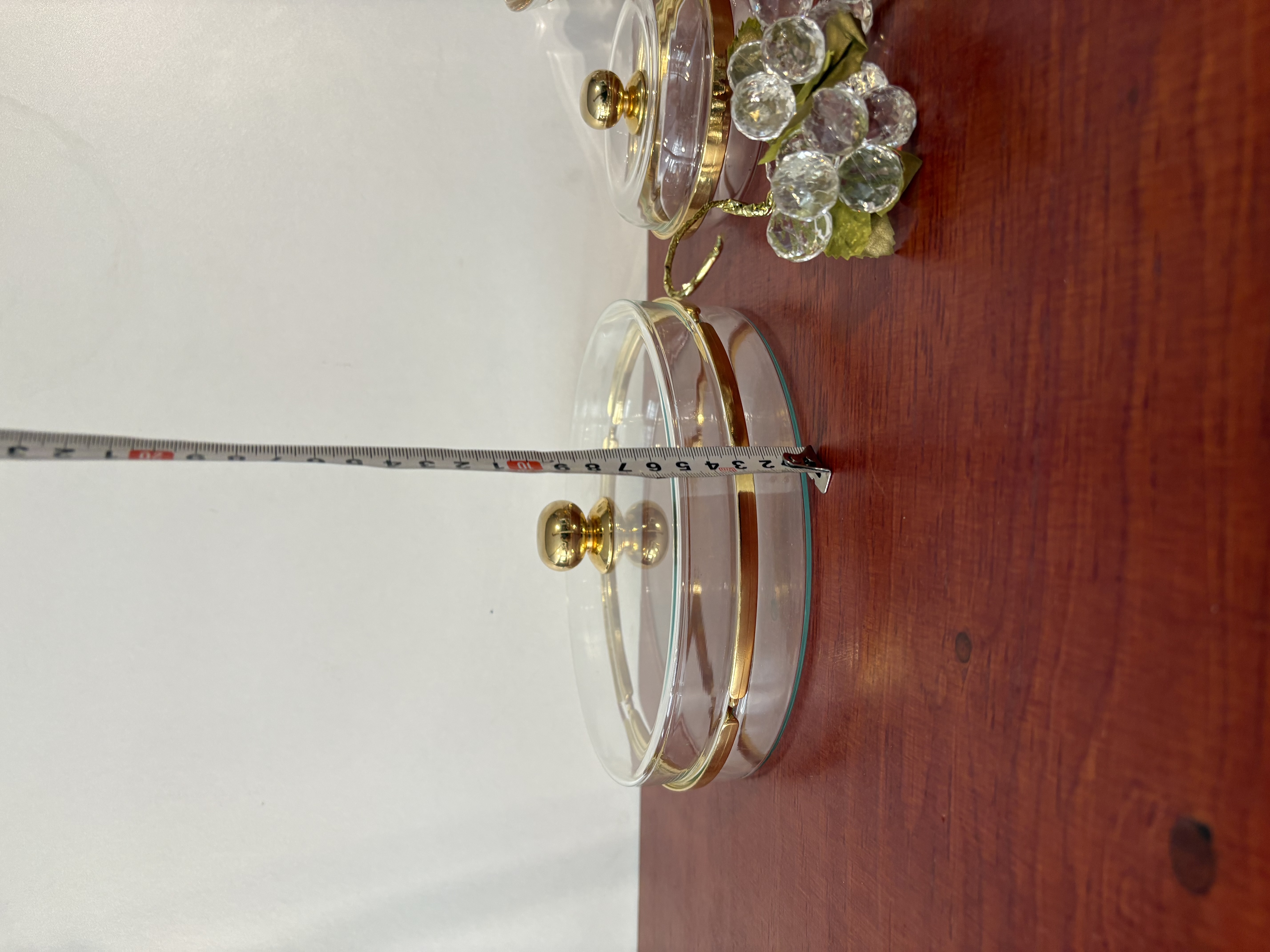 Elegante glazen snoep poten met druiven – foto 4 – kavel bij GSD Auctions, Zoeterwoude