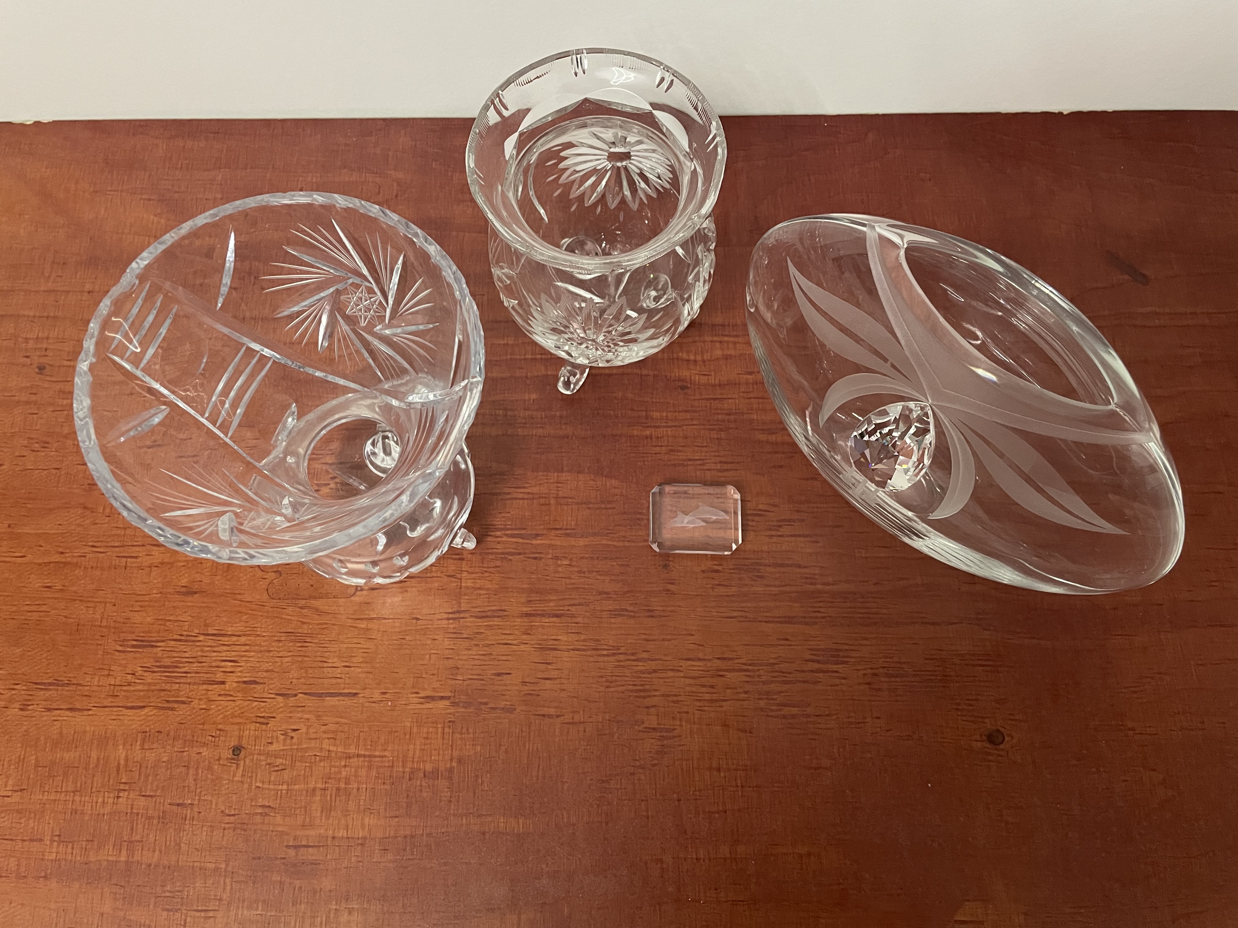 Verschillende kristallen vazen (***1) – foto 4 – kavel bij GSD Auctions, Zoeterwoude