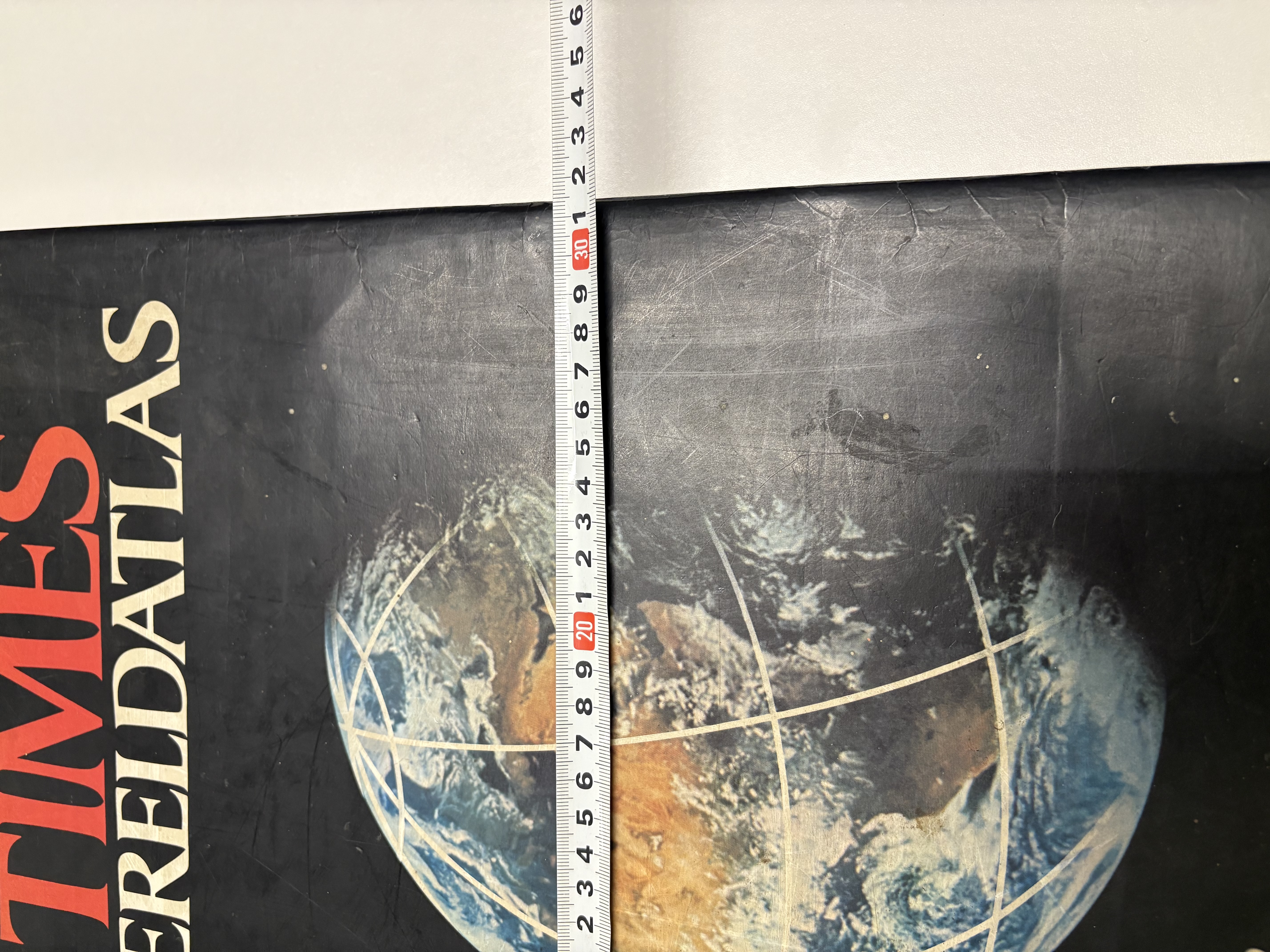 De Grote Times Wereldatlas 46x31x4,5 cm – foto 3 – kavel bij GSD Auctions, Zoeterwoude