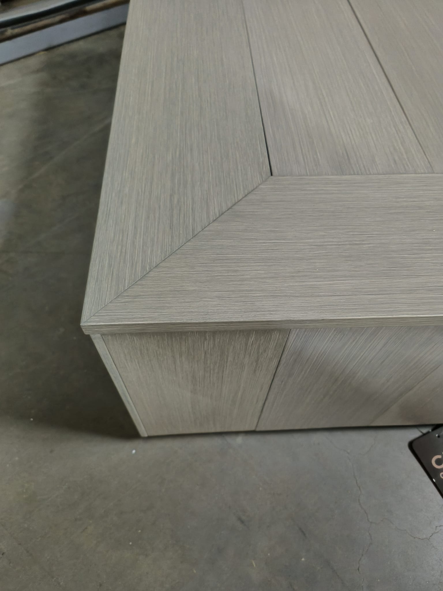 Beach 7 Tao footstool 90x90cm incl. kussen – foto 4 – kavel bij GSD Auctions, Zoeterwoude