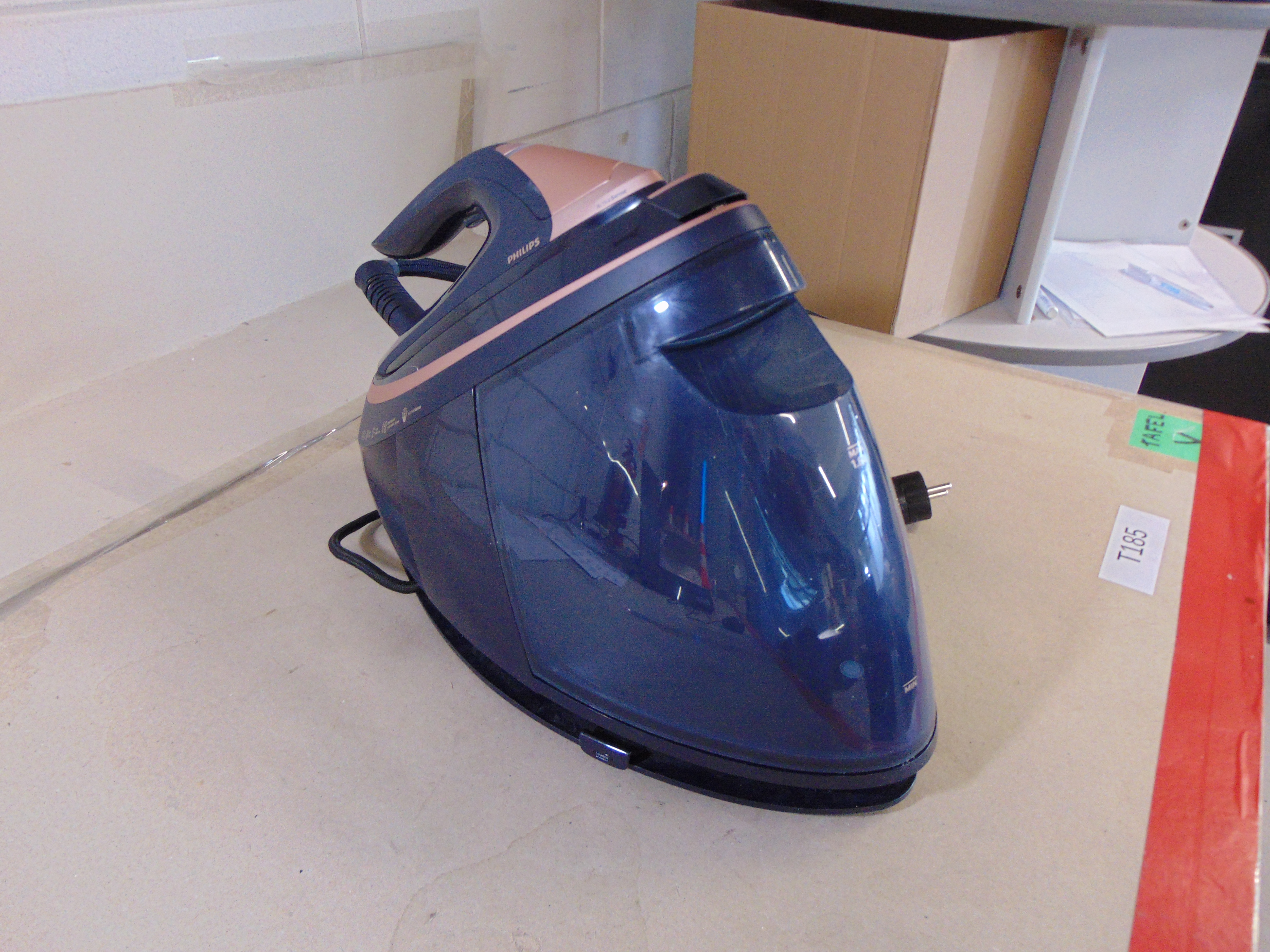 Philips Perfect Care 9000 Series PSG9030/20 Stoomgenerator – foto 3 – kavel bij GSD Auctions, Zoeterwoude