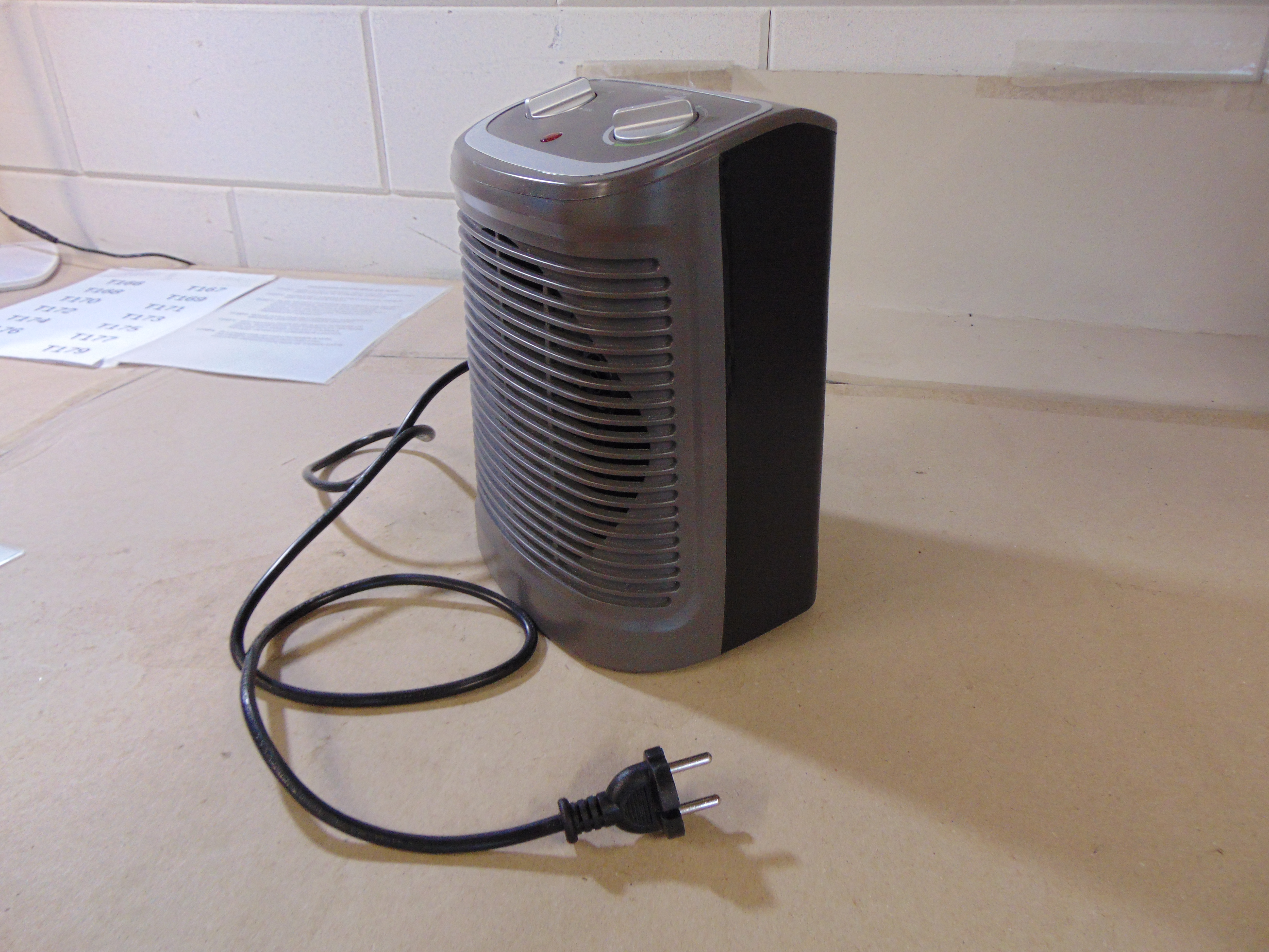 Rowenta Instant Comfort Compact SO2330F2 Ventilatorkachel – foto 2 – kavel bij GSD Auctions, Zoeterwoude
