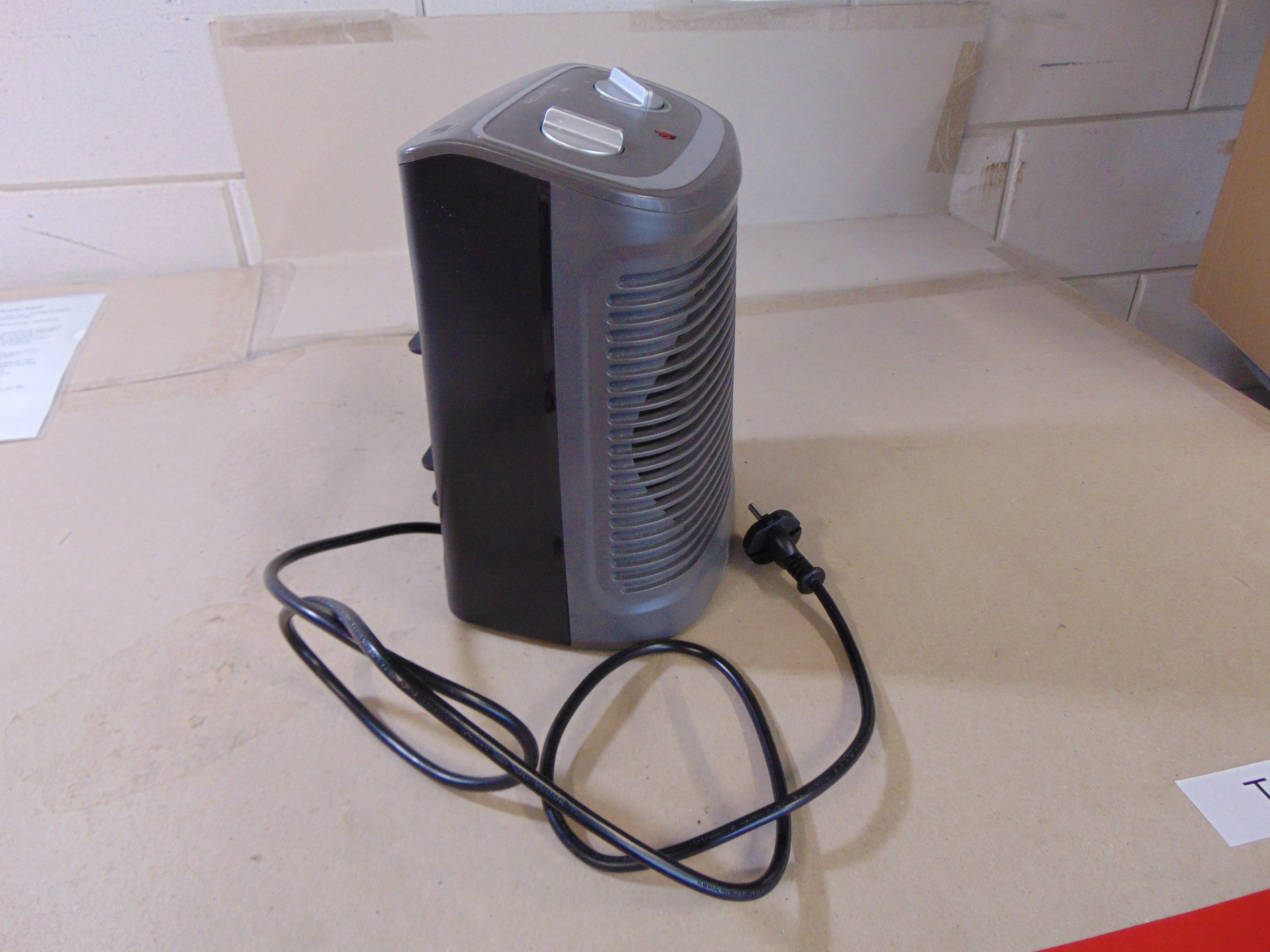Rowenta Instant Comfort Compact SO2330F2 Ventilatorkachel – foto 3 – kavel bij GSD Auctions, Zoeterwoude